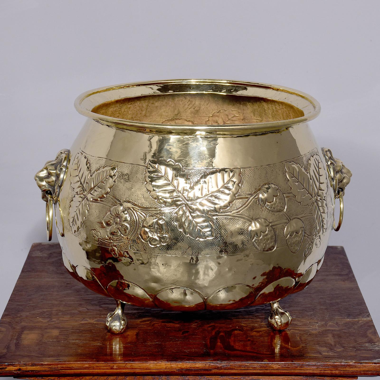 Dutch Brass Circular Jardinière (1 of 10)