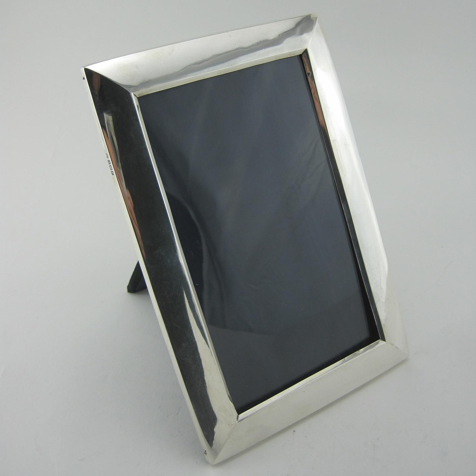 Plain Rectangular Silver Photo Frame with Black Velvet Back (1 of 7) Plain Rectangular Silver Photo Frame with Black Velvet Back (1 of 7)