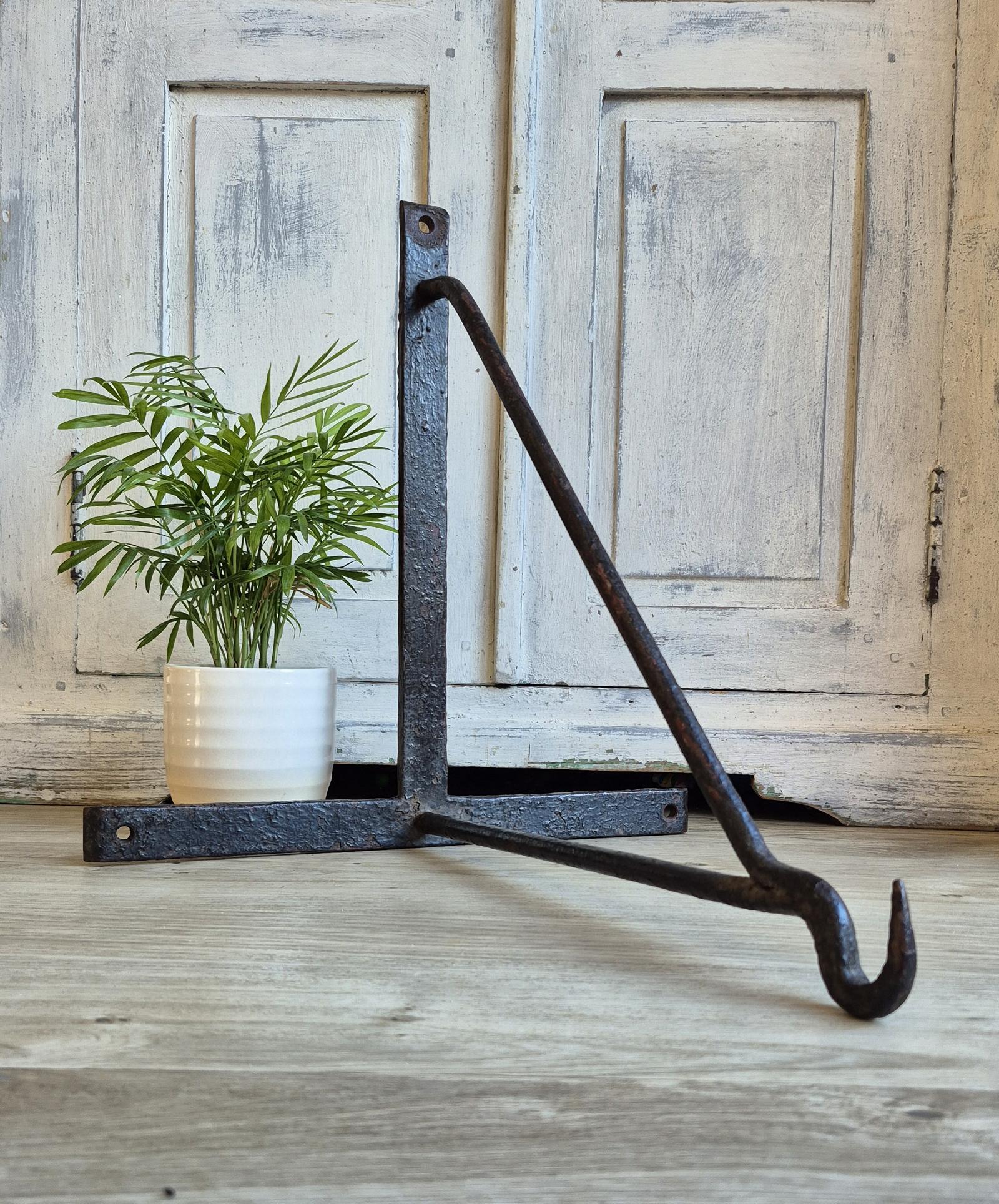 Antique Sign Bracket, Iron Display Hook, Iron Hanger (1 of 17)