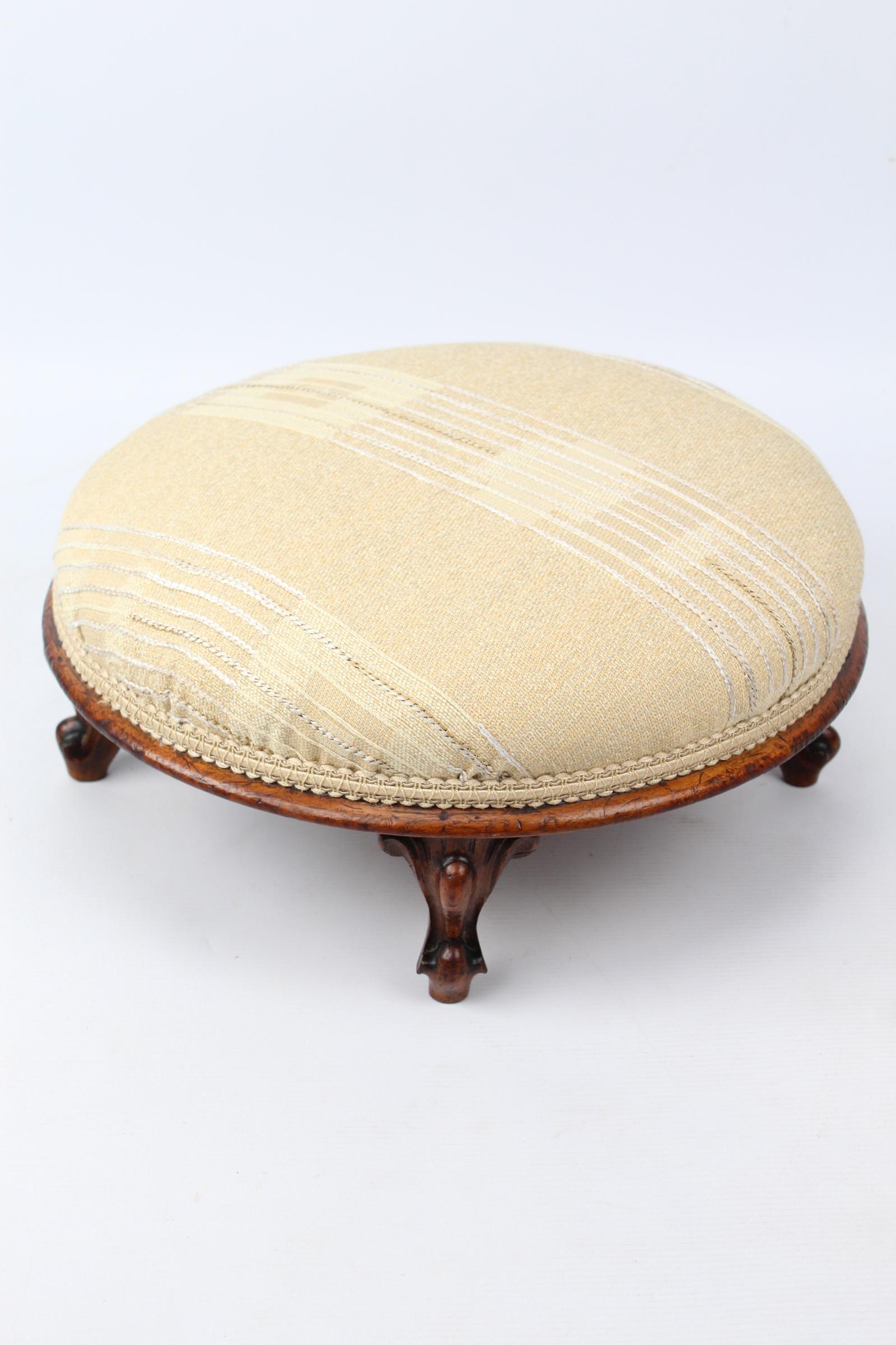 Victorian Walnut Circular Foot Stool (1 of 13) Victorian Walnut Circular Foot Stool (1 of 13)