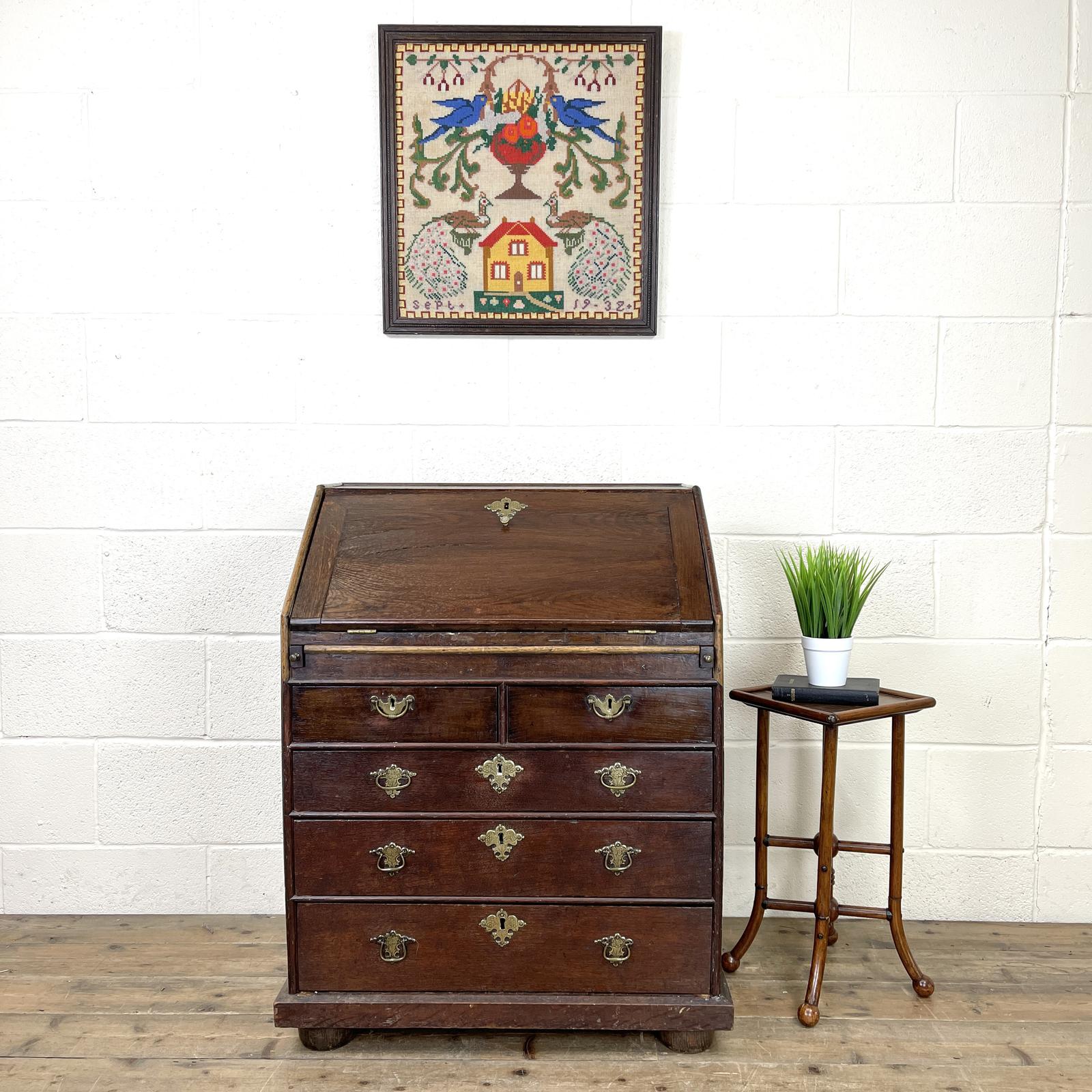 Small 18th Century Antique Oak Bureau (1 of 10) Small 18th Century Antique Oak Bureau (1 of 10)