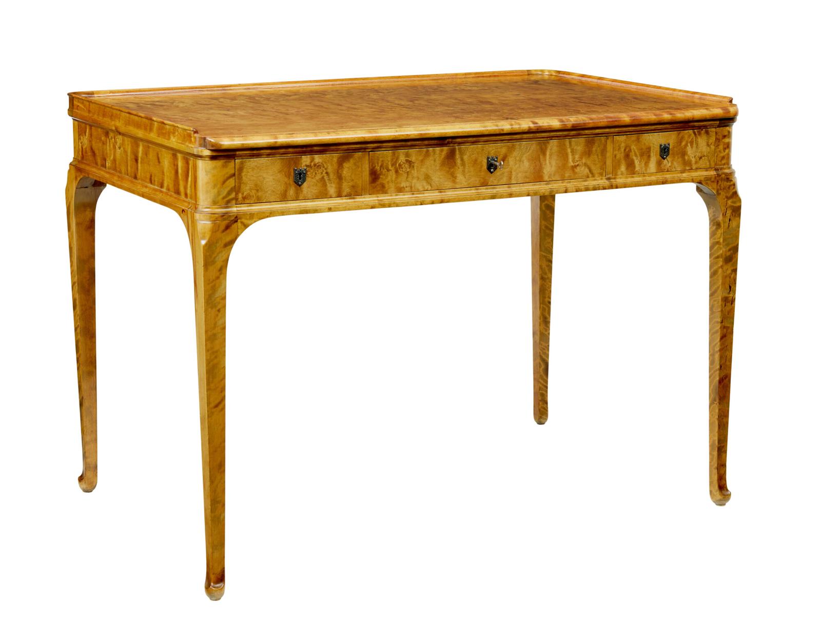 Elegant Early 20th Century Swedish Birch Writing Desk (1 of 10) Elegant Early 20th Century Swedish Birch Writing Desk (1 of 10)