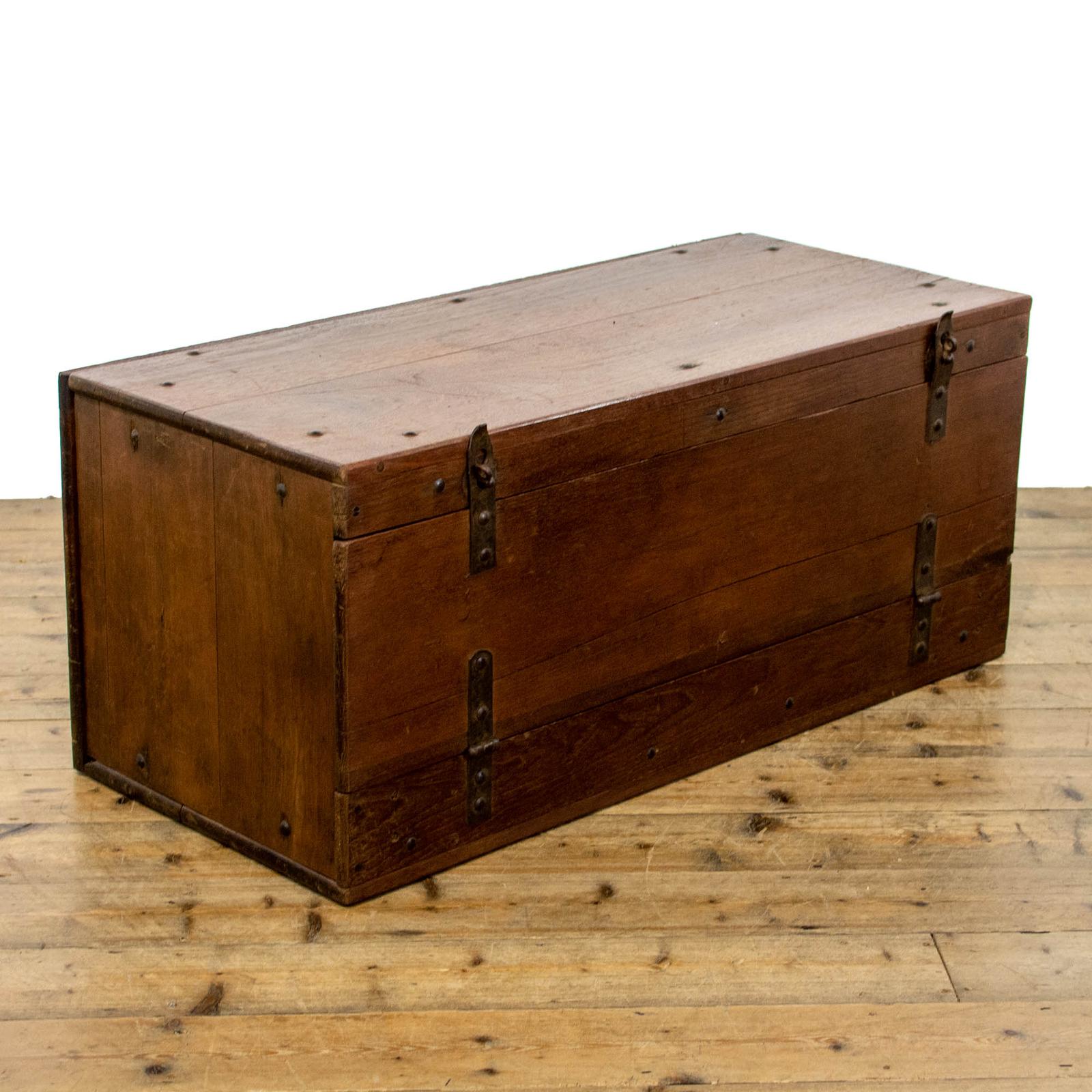 Antique Mahogany Sea Trunk M4173 / LA410606