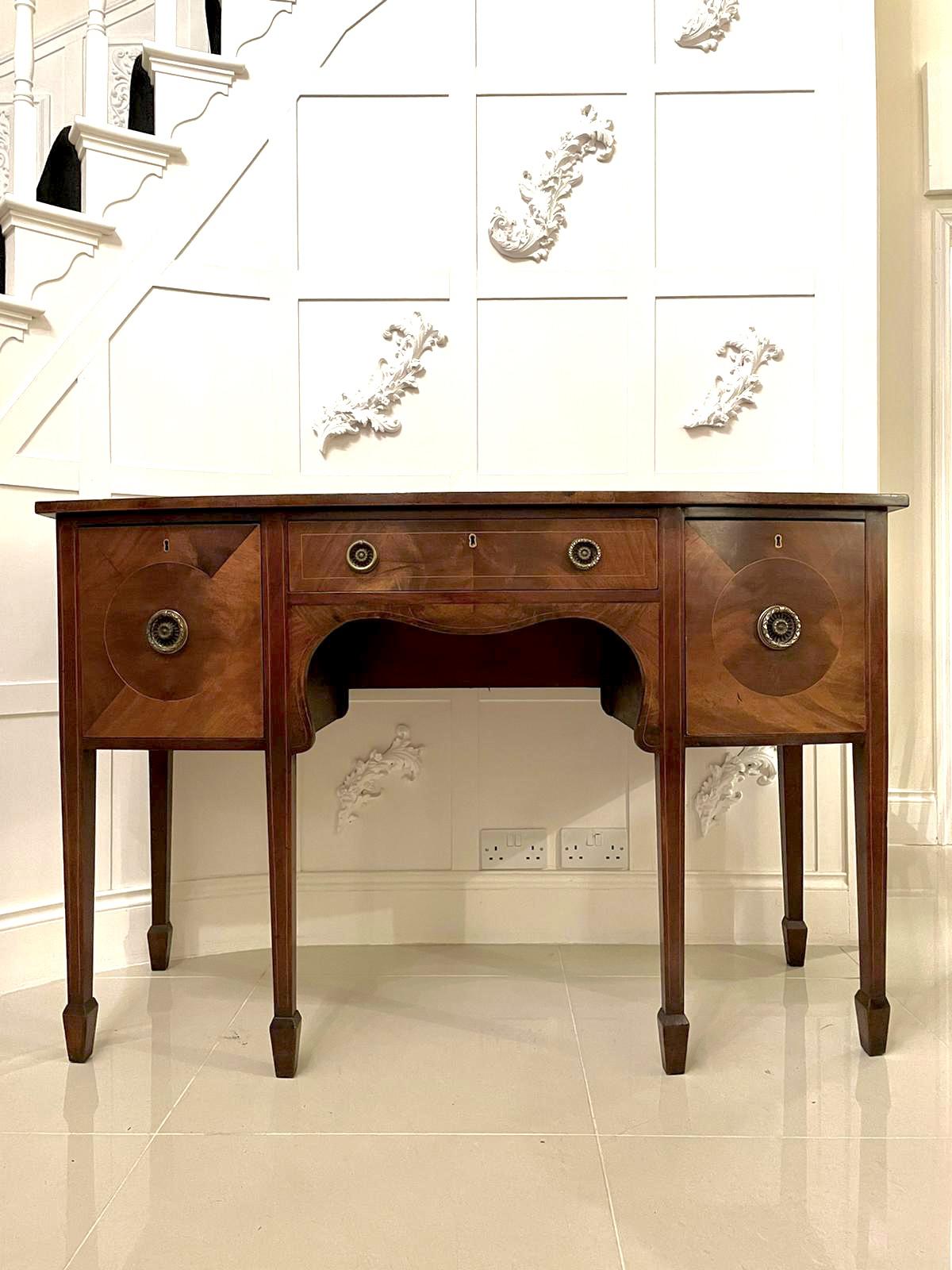 Antique George III Quality Mahogany Bow Fronted Sideboard (1 of 10) Antique George III Quality Mahogany Bow Fronted Sideboard (1 of 10)