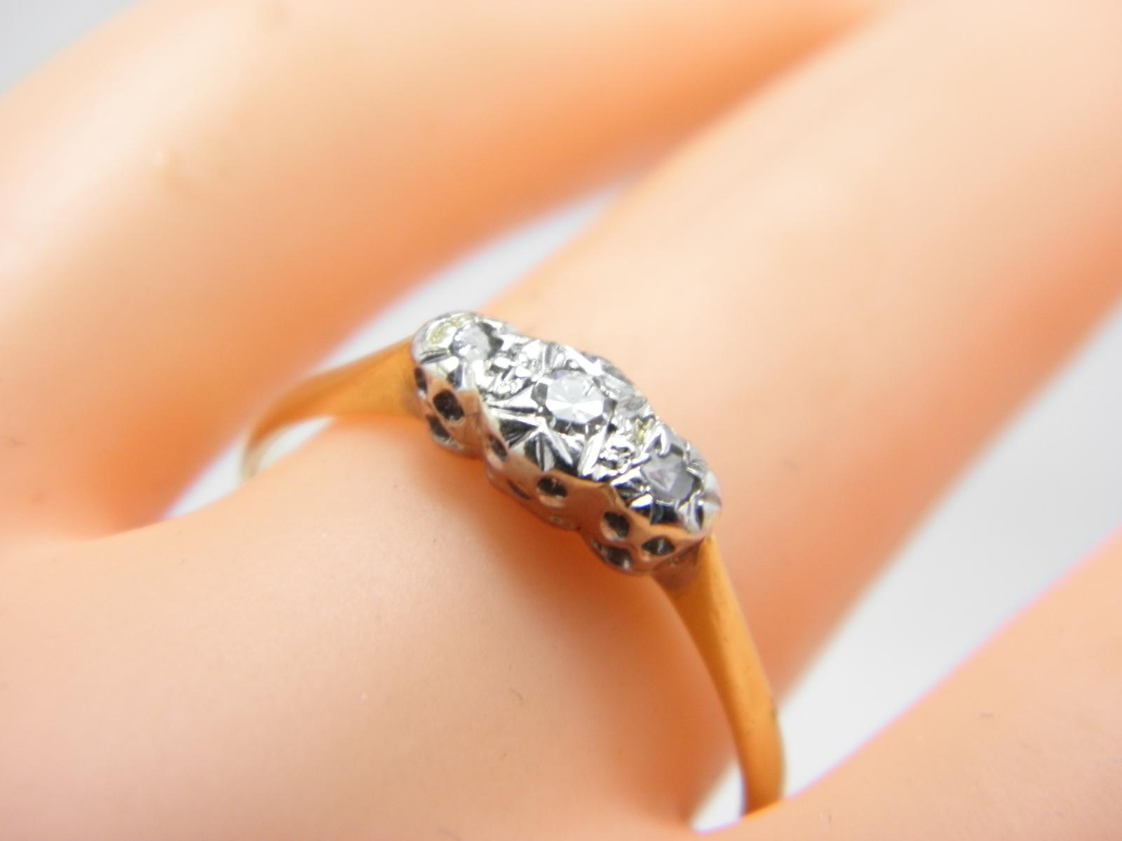 Antique 18ct Gold Platinum Diamond Trilogy Ring Band Size P (1 of 12)