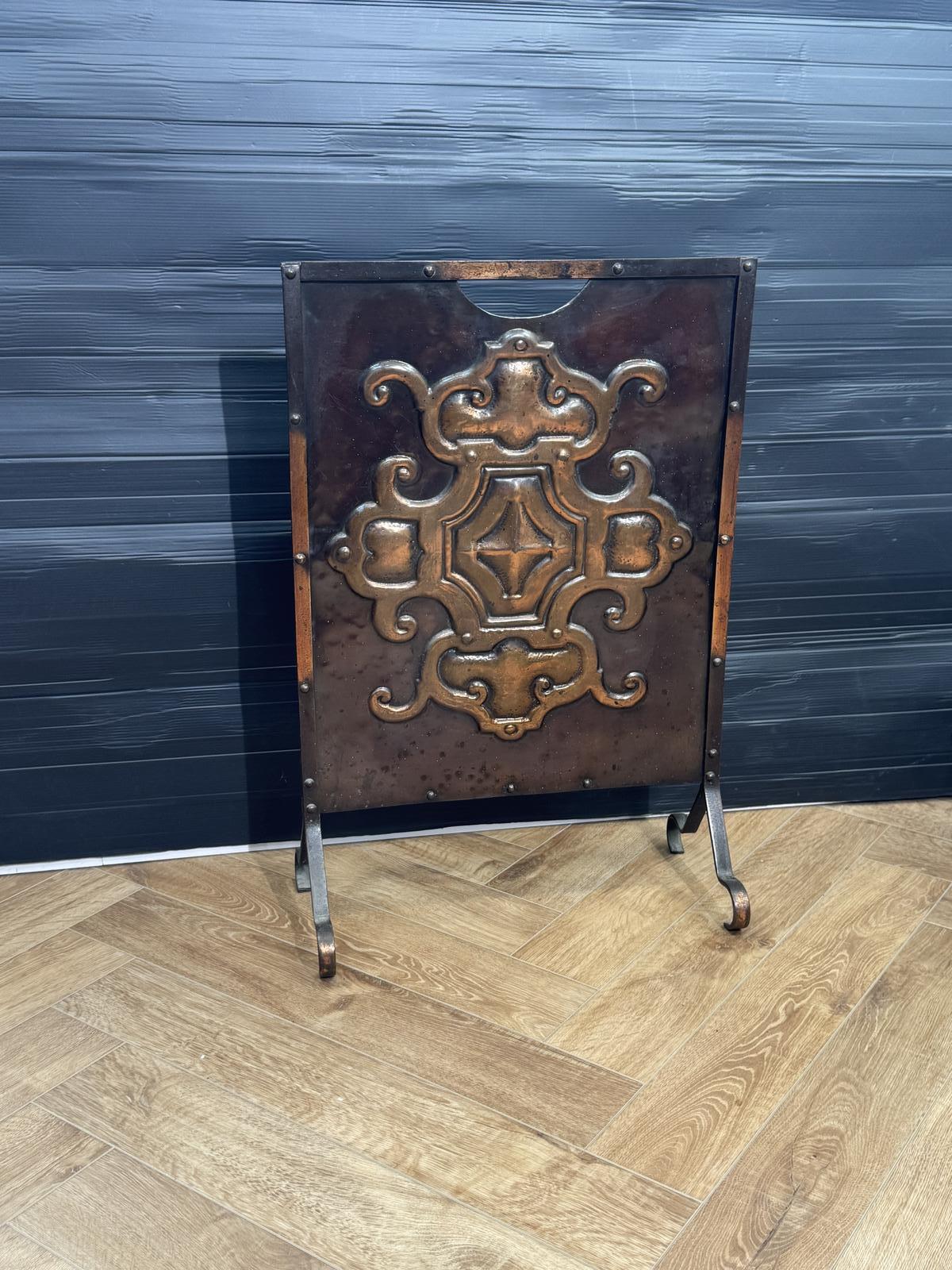 Arts and Crafts Copper Fire Screen (1 of 4)