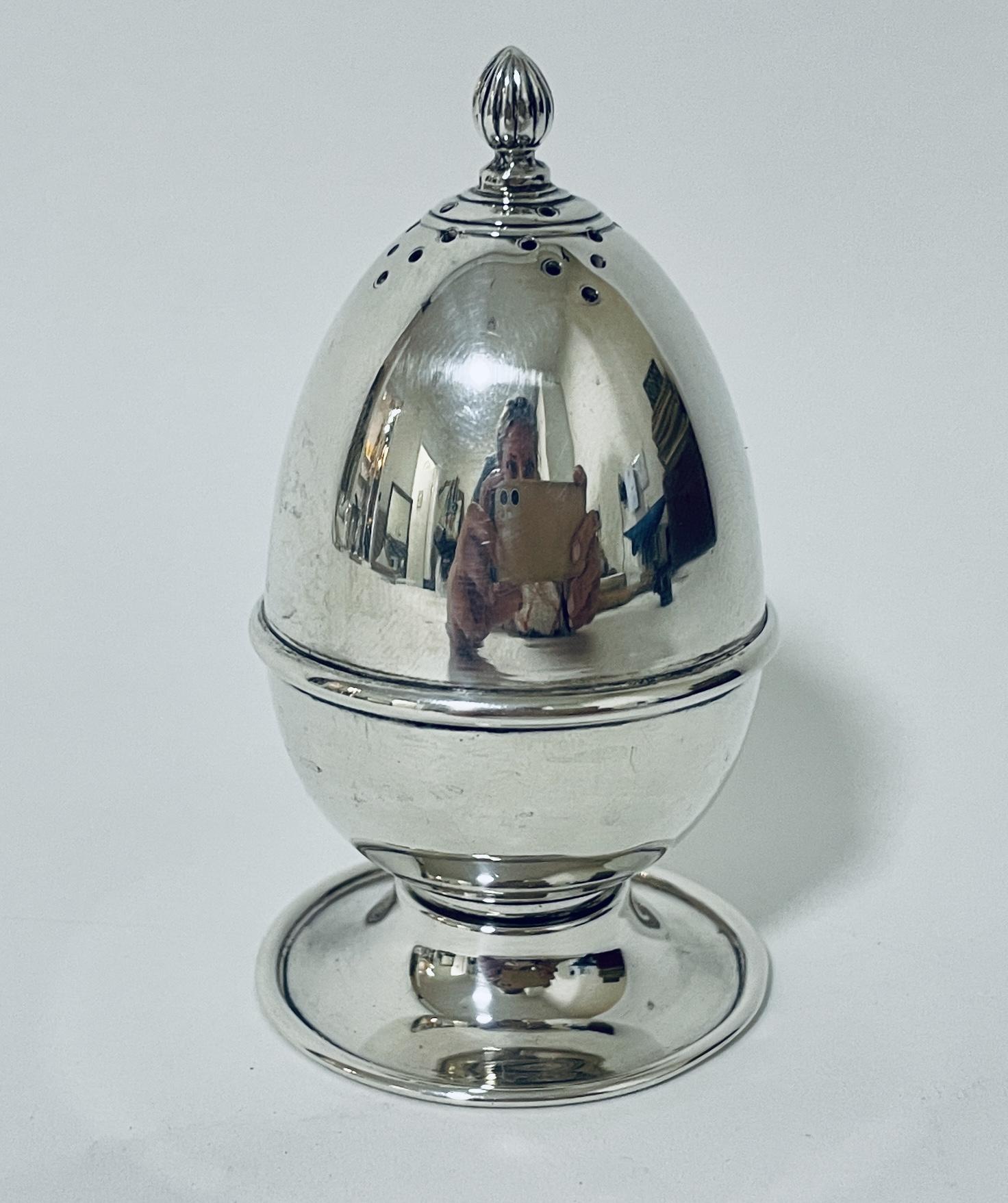 Antique Silver Pepper Pot Shaker Pepperette (1 of 12) Antique Silver Pepper Pot Shaker Pepperette (1 of 12)