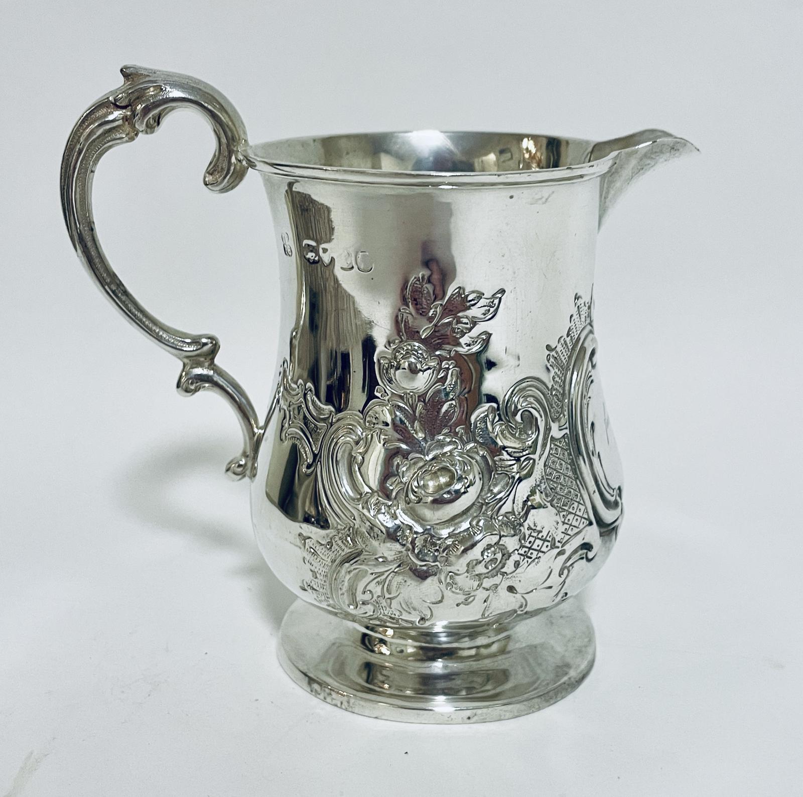 Victorian Silver Christening Cup (1 of 11) Victorian Silver Christening Cup (1 of 11)