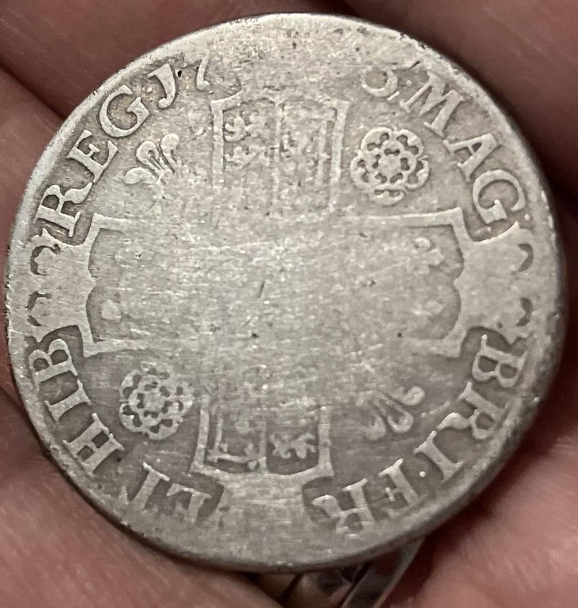 Queen Anne - 1713 Silver Crown (1 of 13)