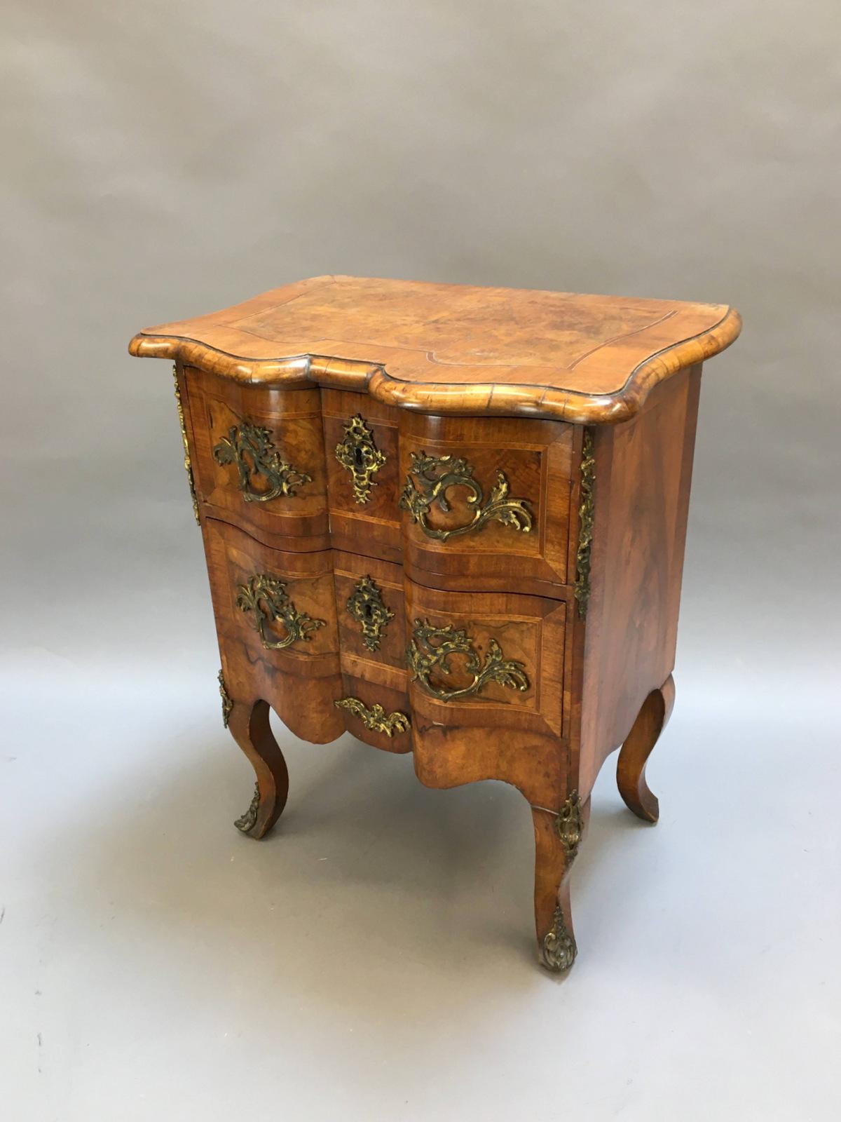 19th Century Small Walnut Commode Chest Of Drawers (1 of 14)