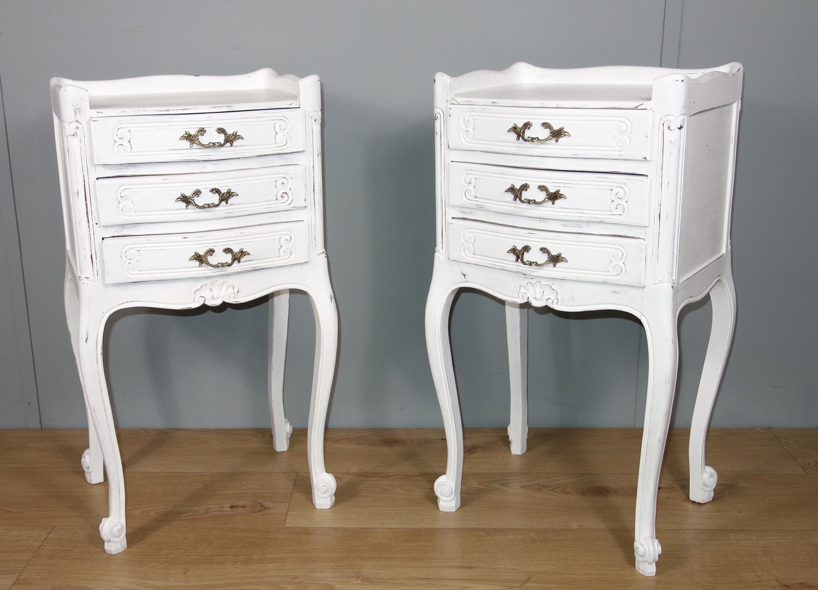 Pair of White Painted Bedside Tables (1 of 11) Pair of White Painted Bedside Tables (1 of 11)