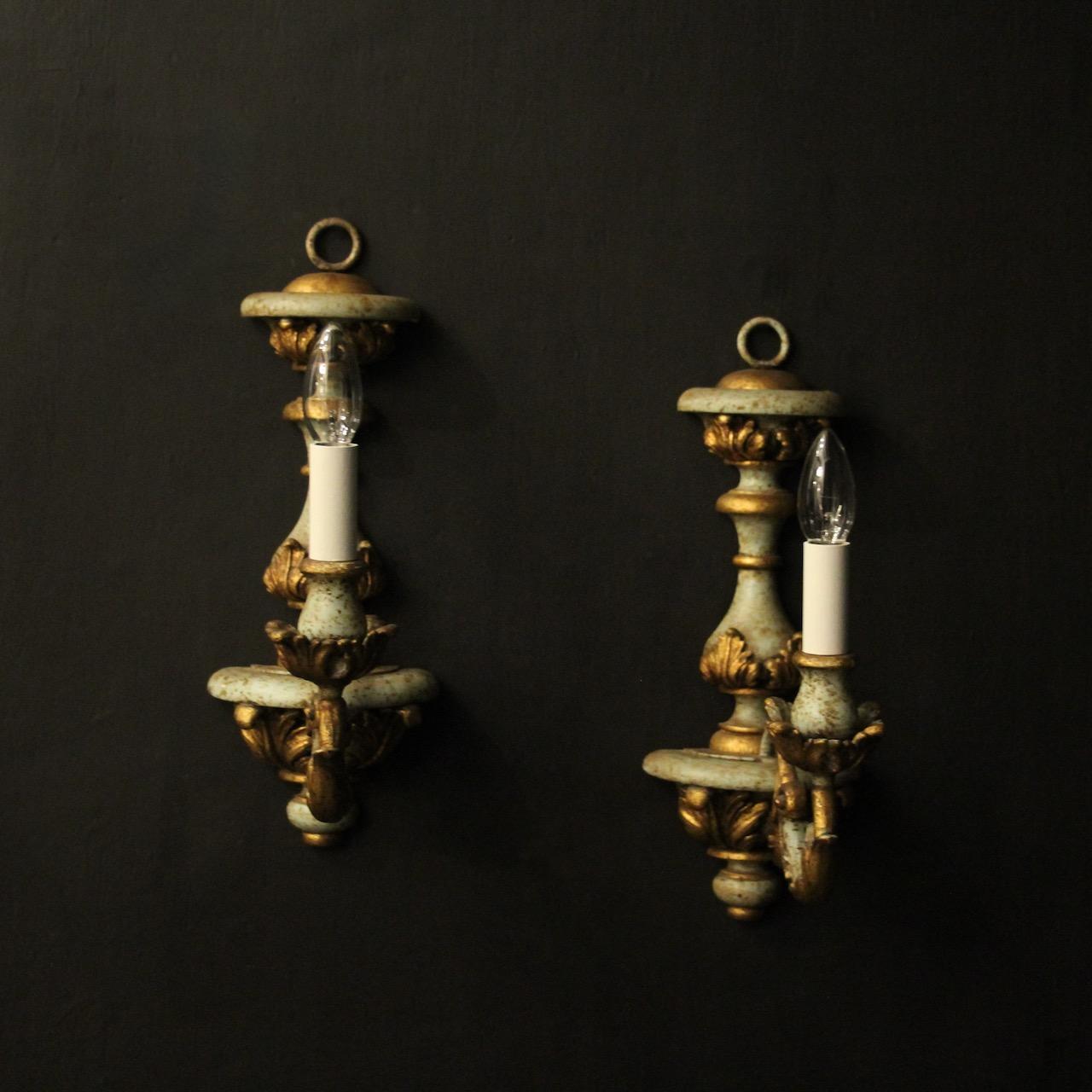 Italian Pair Of Polychrome Single Arm Wall Lights (1 of 10) Italian Pair Of Polychrome Single Arm Wall Lights (1 of 10)