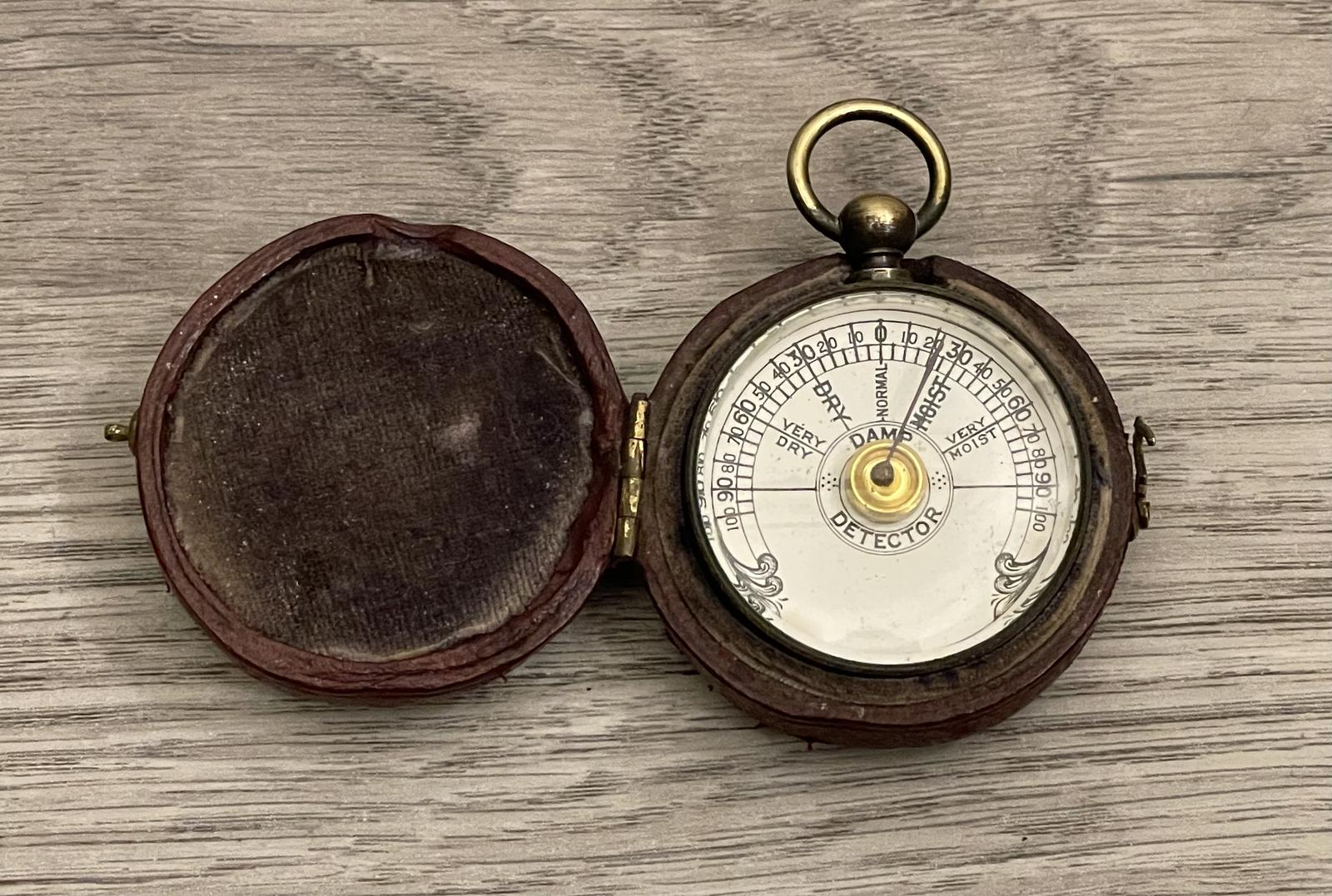 Edwardian Cased Pocket Damp Protector or Hygrometer (1 of 10) Edwardian Cased Pocket Damp Protector or Hygrometer (1 of 10)