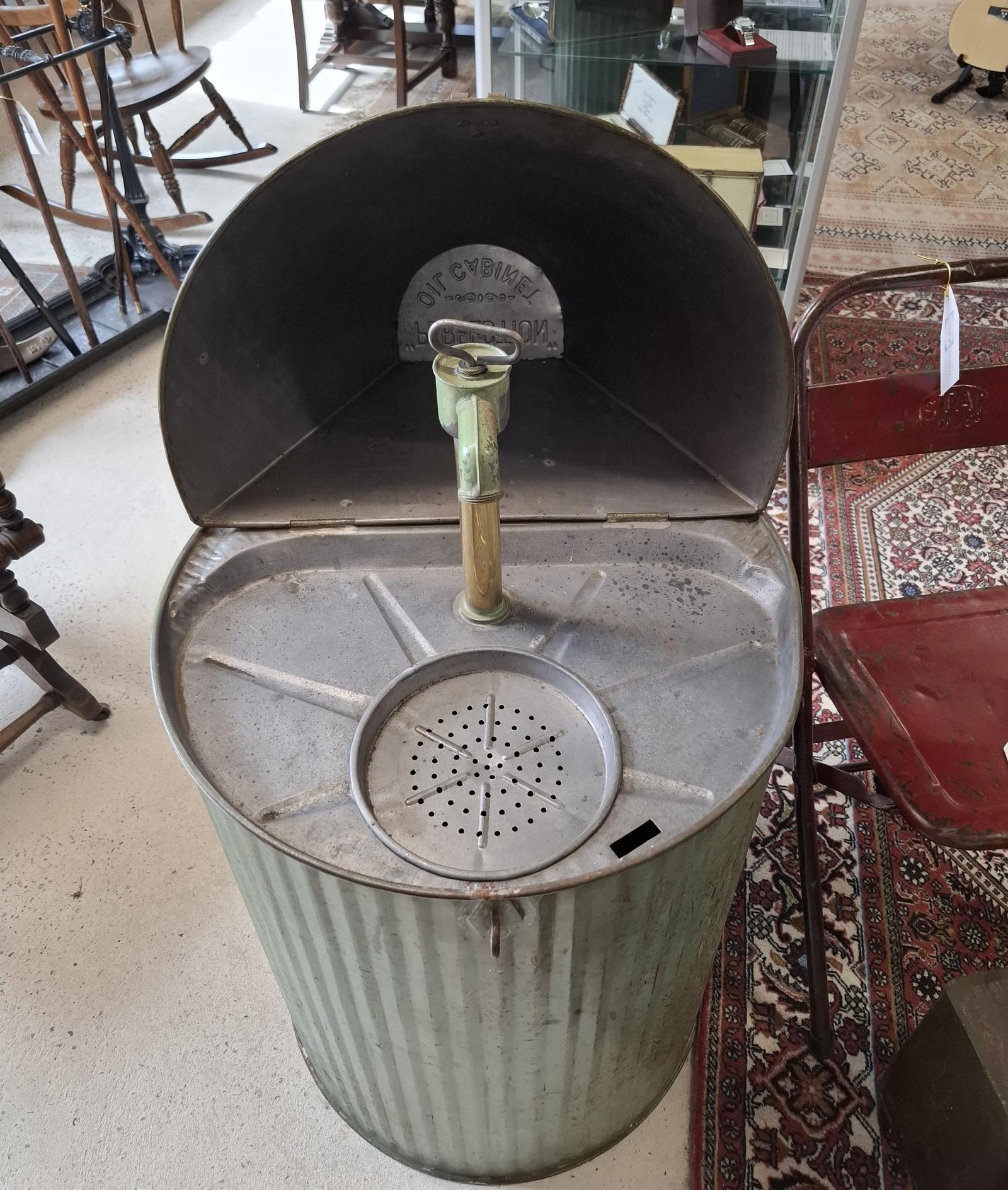 Vintage Valour Branded 30 Gallon Oil Barrel / Dispenser (1 of 4)