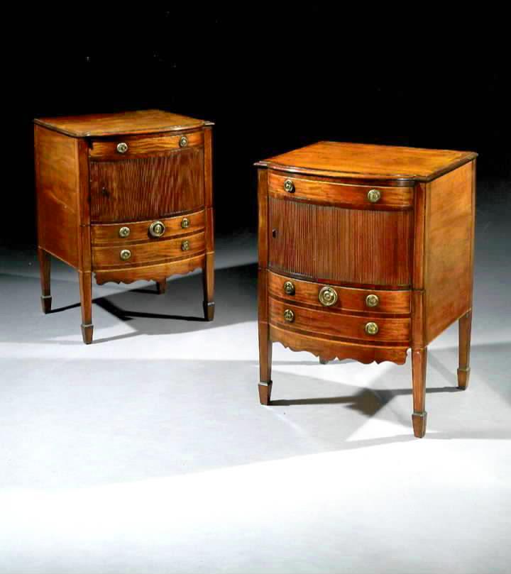 Fine George III Period Mahogany Bedside Cabinets (1 of 6)