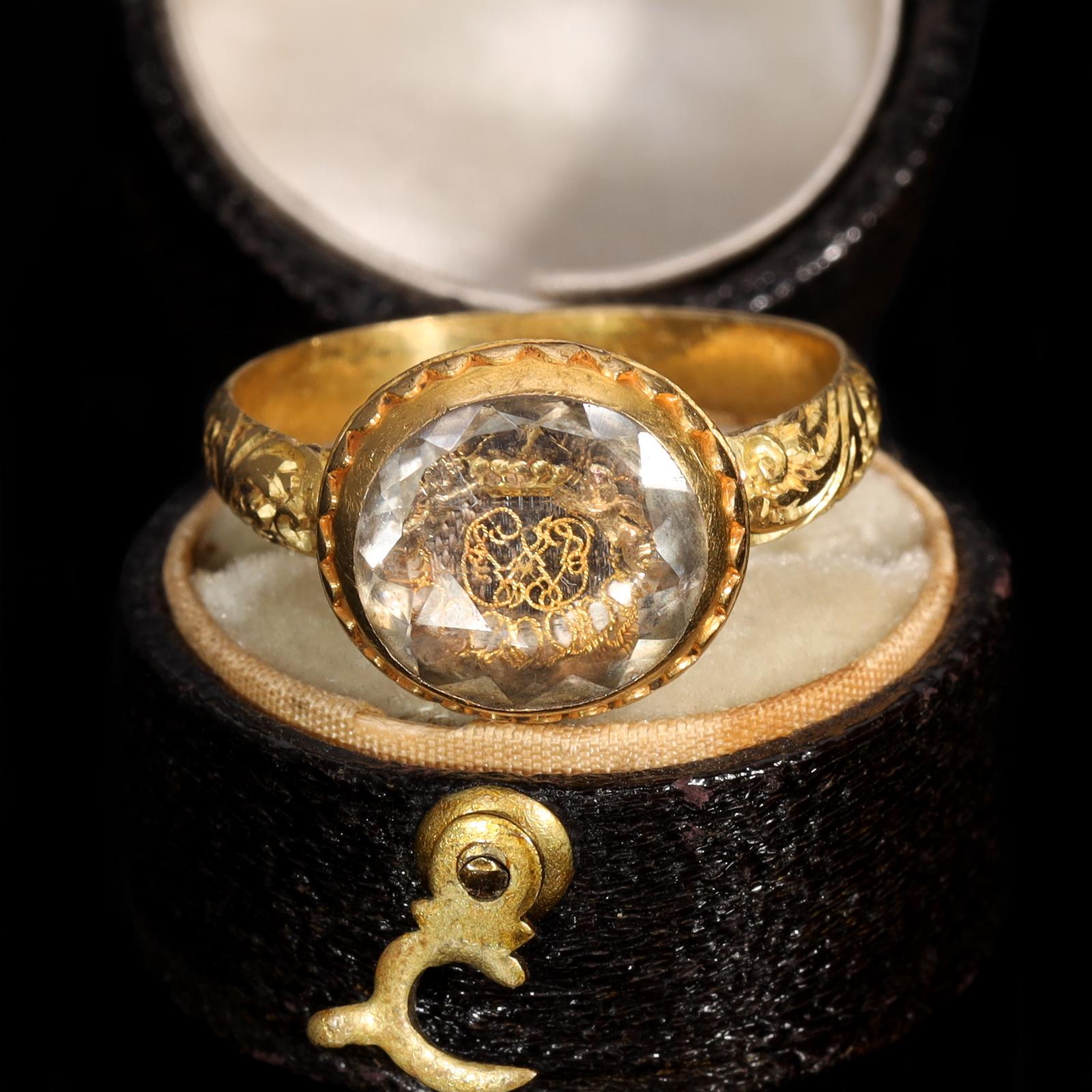 The Ancient 17th Century Memento Mori Gold Thread Cherub Ring (1 of 10)