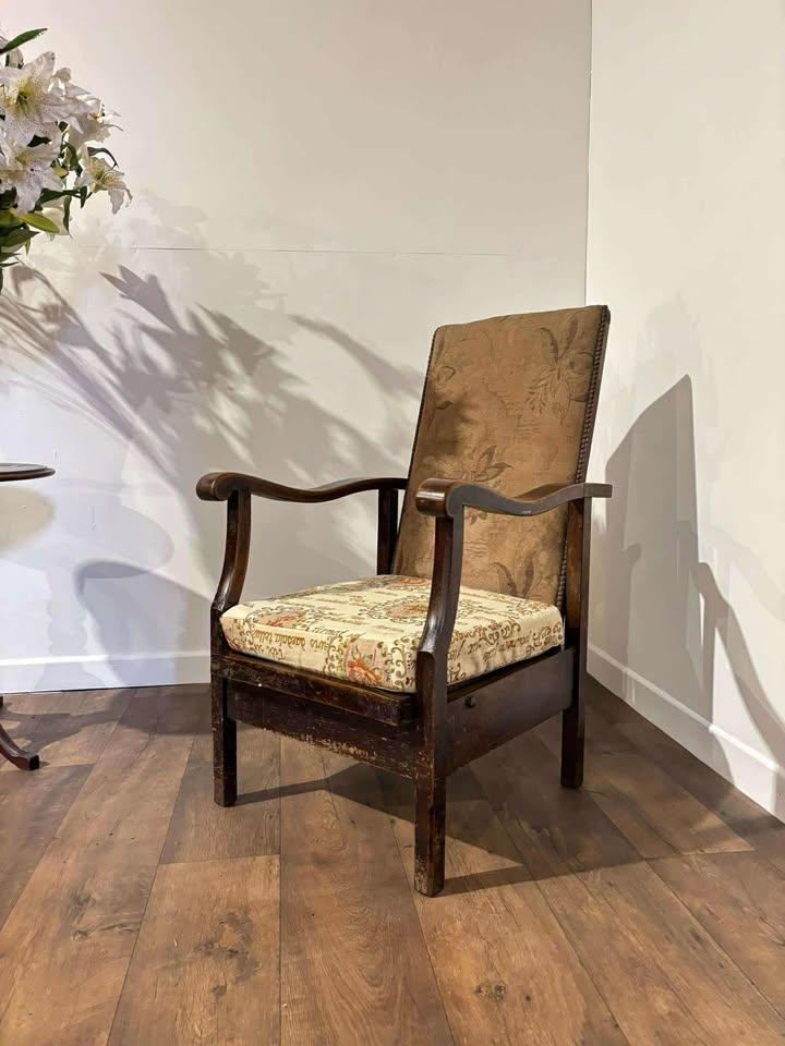 Vintage Beech-Framed Reclining Chair (1 of 18)