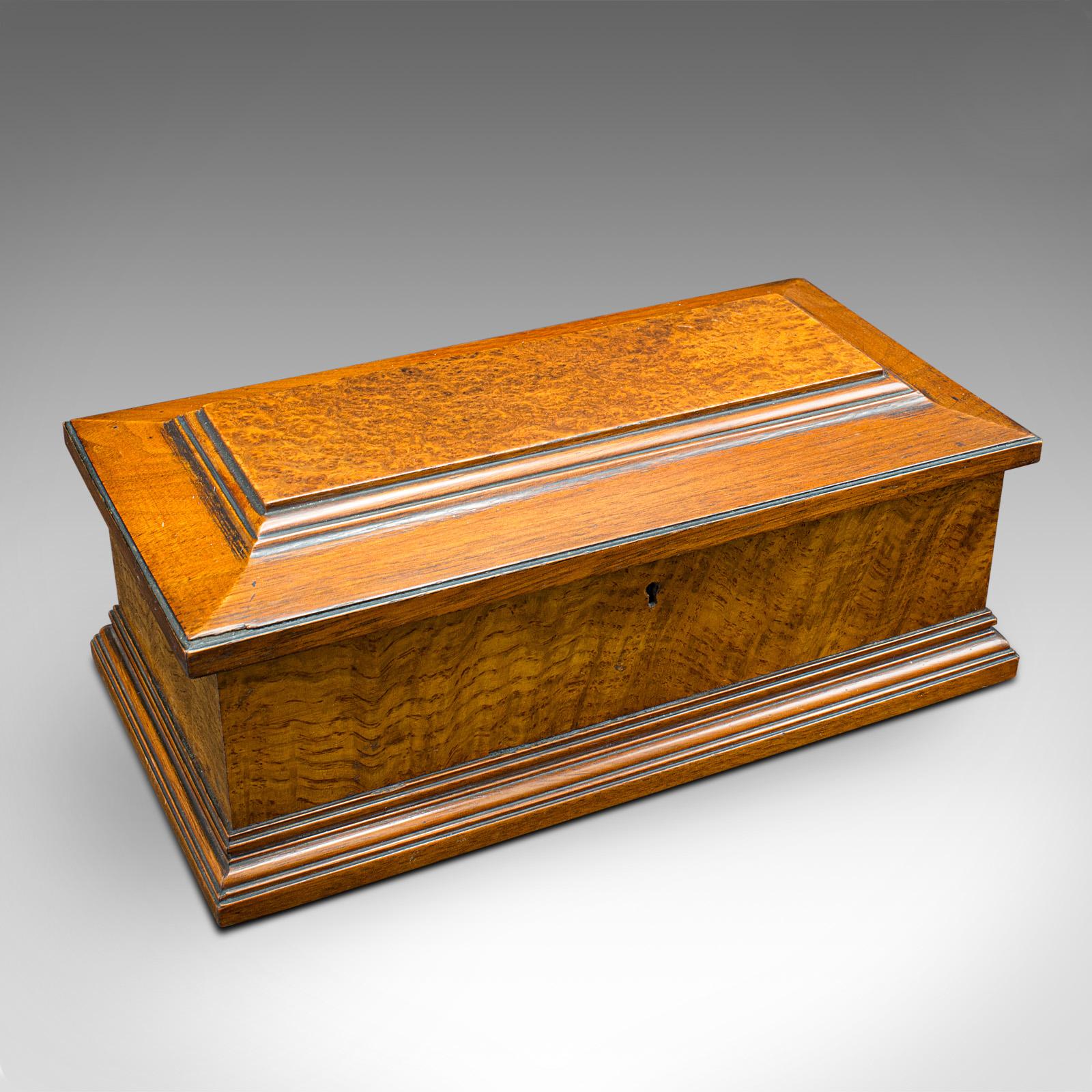 Antique Gentleman's Glove Box, English, Walnut, Burr, Keepsake, Case, Victorian (1 of 10) Antique Gentleman's Glove Box, English, Walnut, Burr, Keepsake, Case, Victorian (1 of 10)