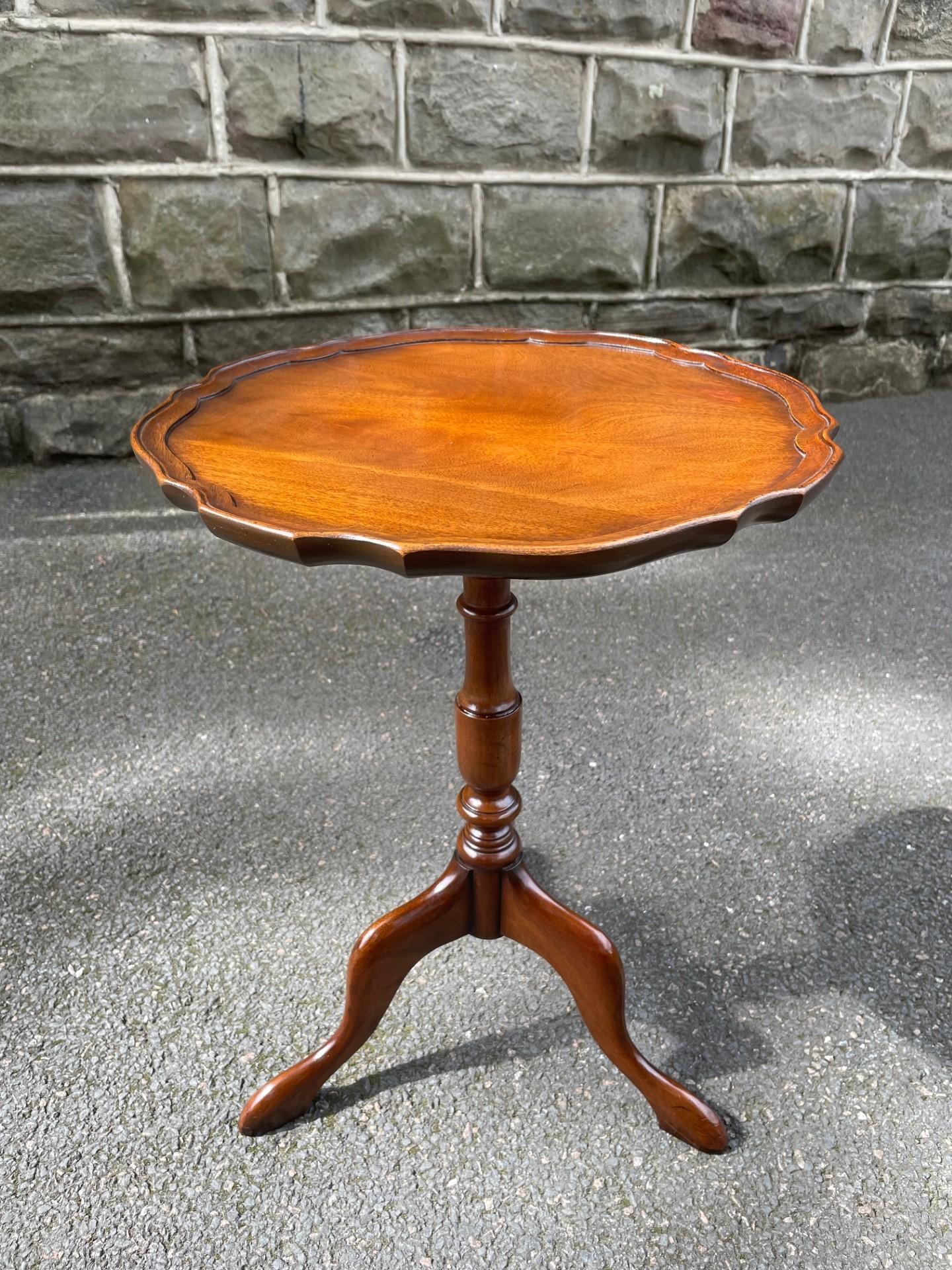 Antique Walnut Tripod Wine Table (1 of 6) Antique Walnut Tripod Wine Table (1 of 6)