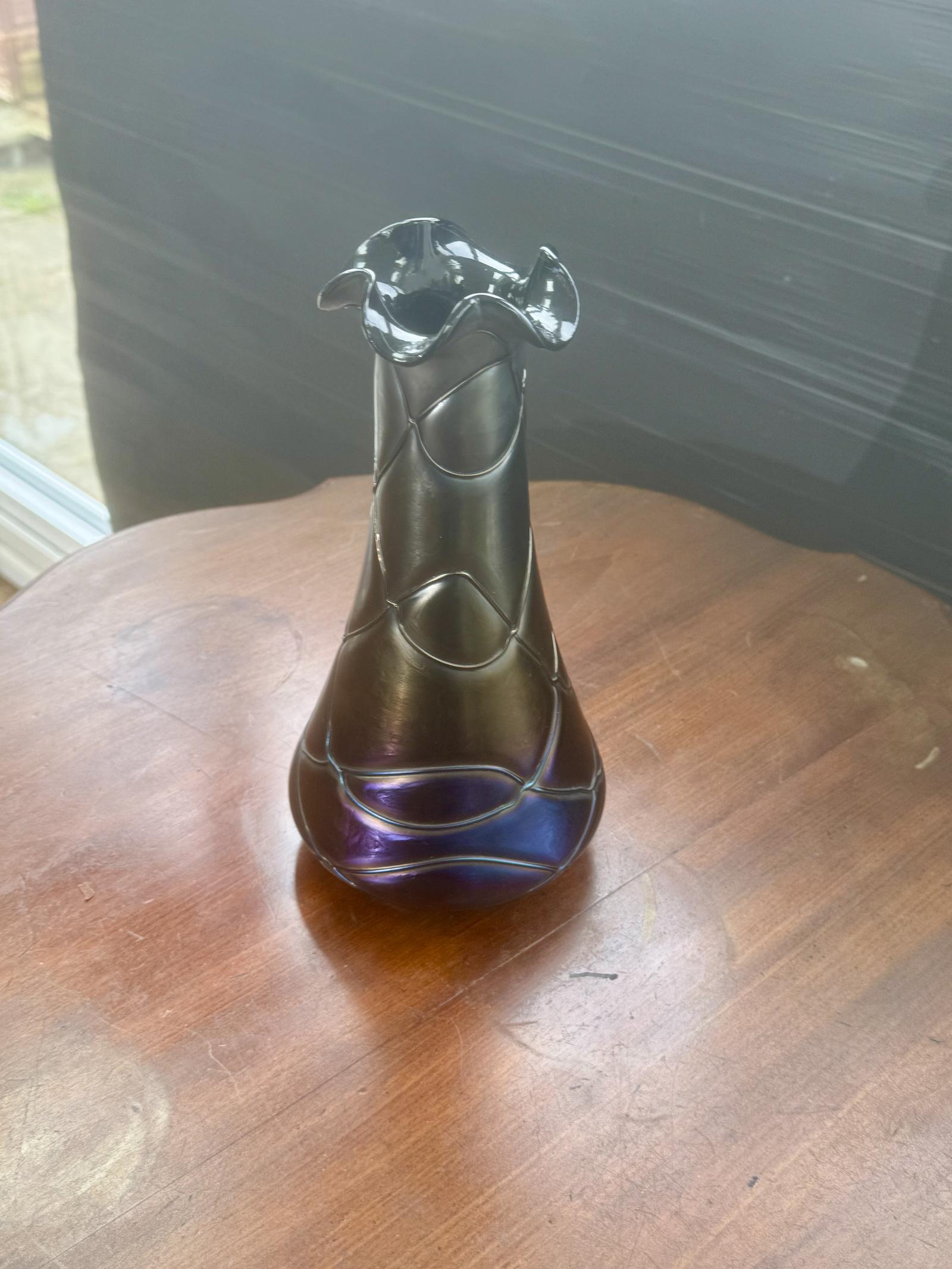 Loetz Style Vase (1 of 6)