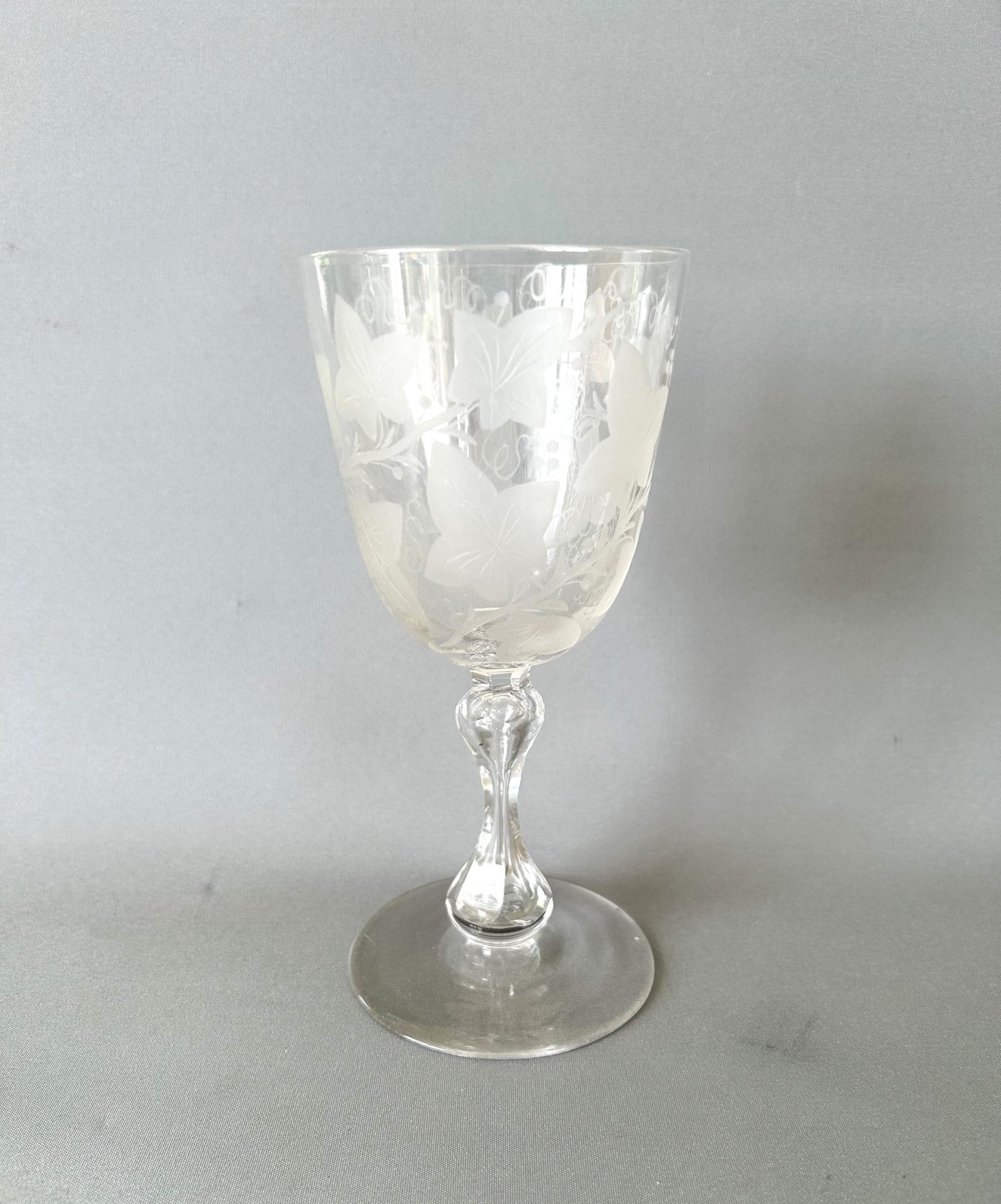 Delightful Victorian Etched Wine Goblet (1 of 6)