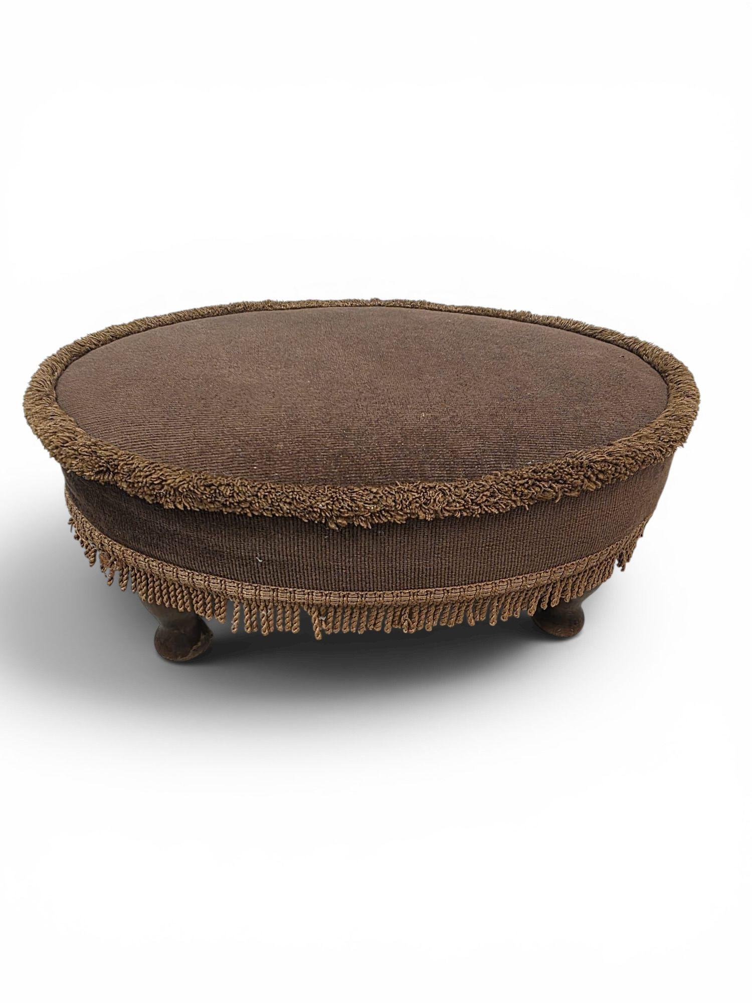 Vintage Upholstered Footstool / Ottoman c.1960 (1 of 6) Vintage Upholstered Footstool / Ottoman c.1960 (1 of 6)
