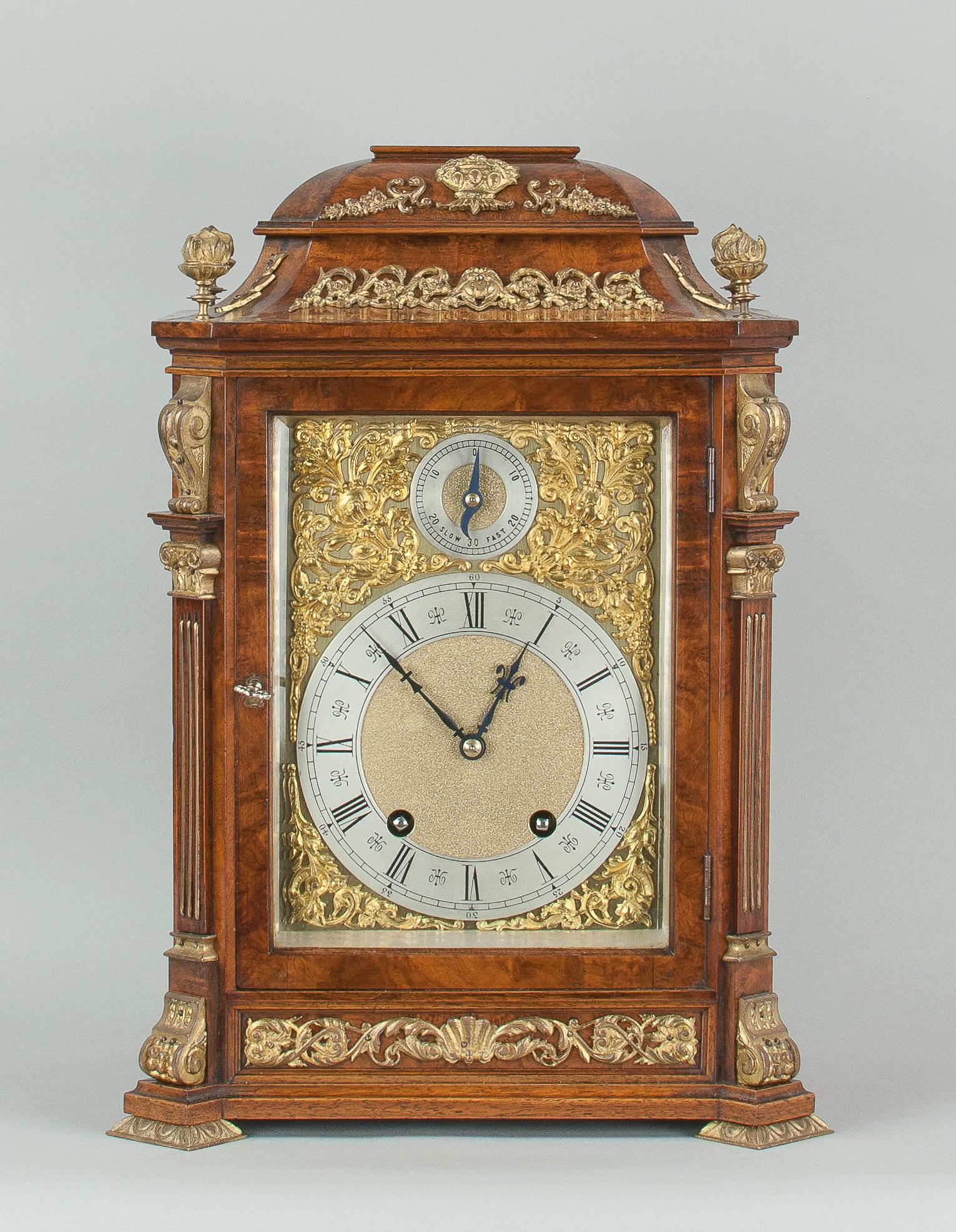 Fine quality burr walnut bracket clock by Lenzkirch of Germany, with a quarter chiming movement c.1903 (1 of 14) Fine quality burr walnut bracket clock by Lenzkirch of Germany, with a quarter chiming movement c.1903 (1 of 14)