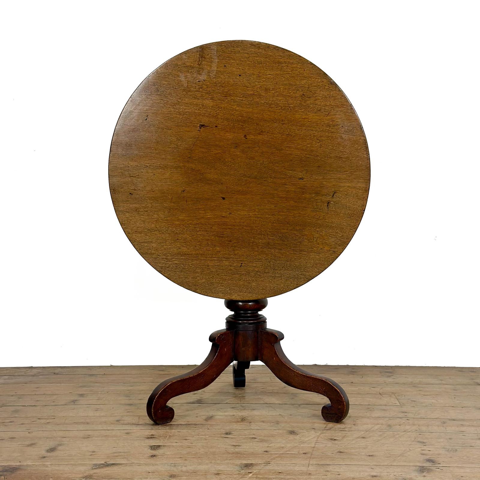 Antique Georgian Mahogany Tilt Top Table (1 of 10) Antique Georgian Mahogany Tilt Top Table (1 of 10)