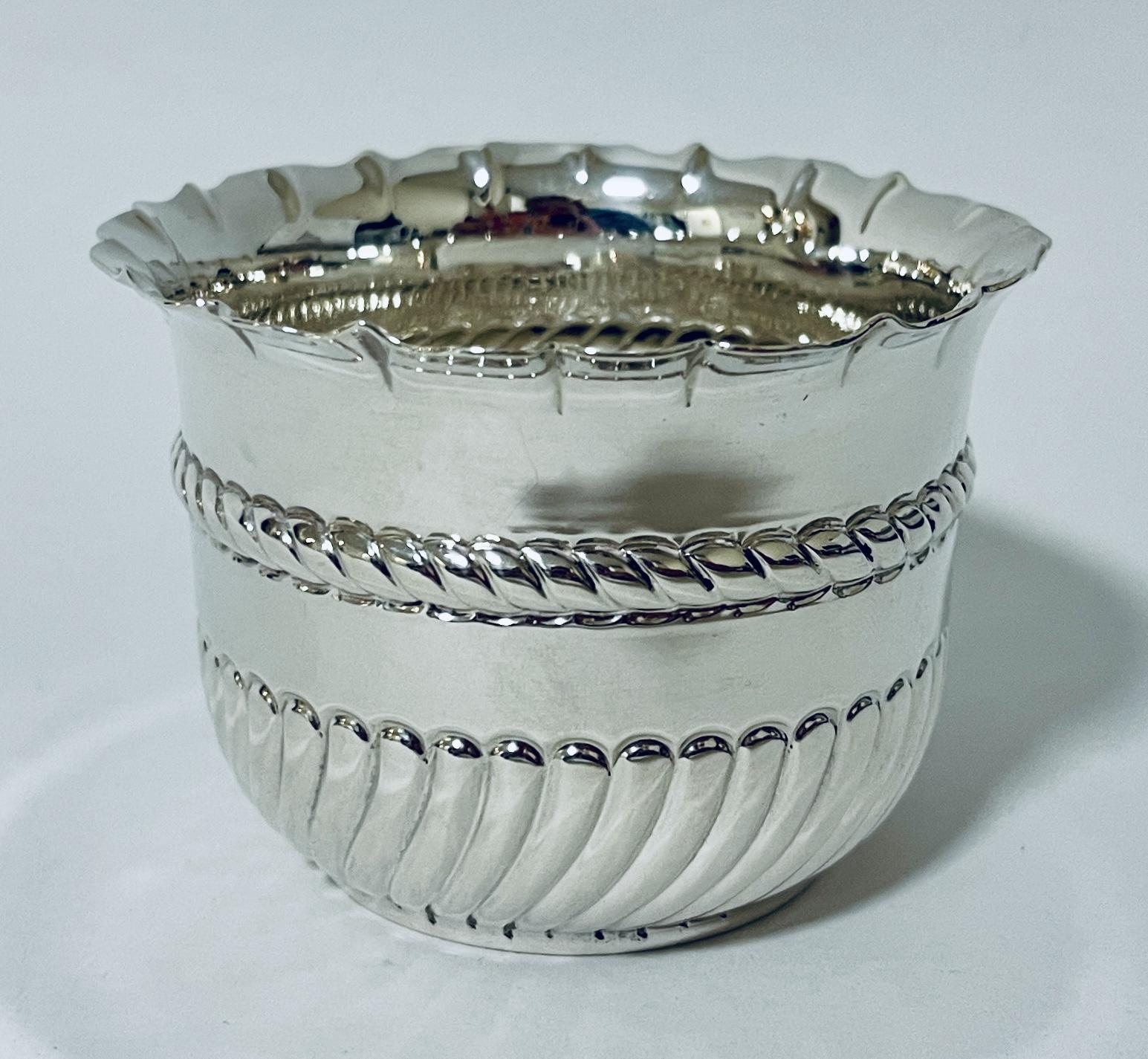 Victorian Silver Sugar Bowl (1 of 5) Victorian Silver Sugar Bowl (1 of 5)