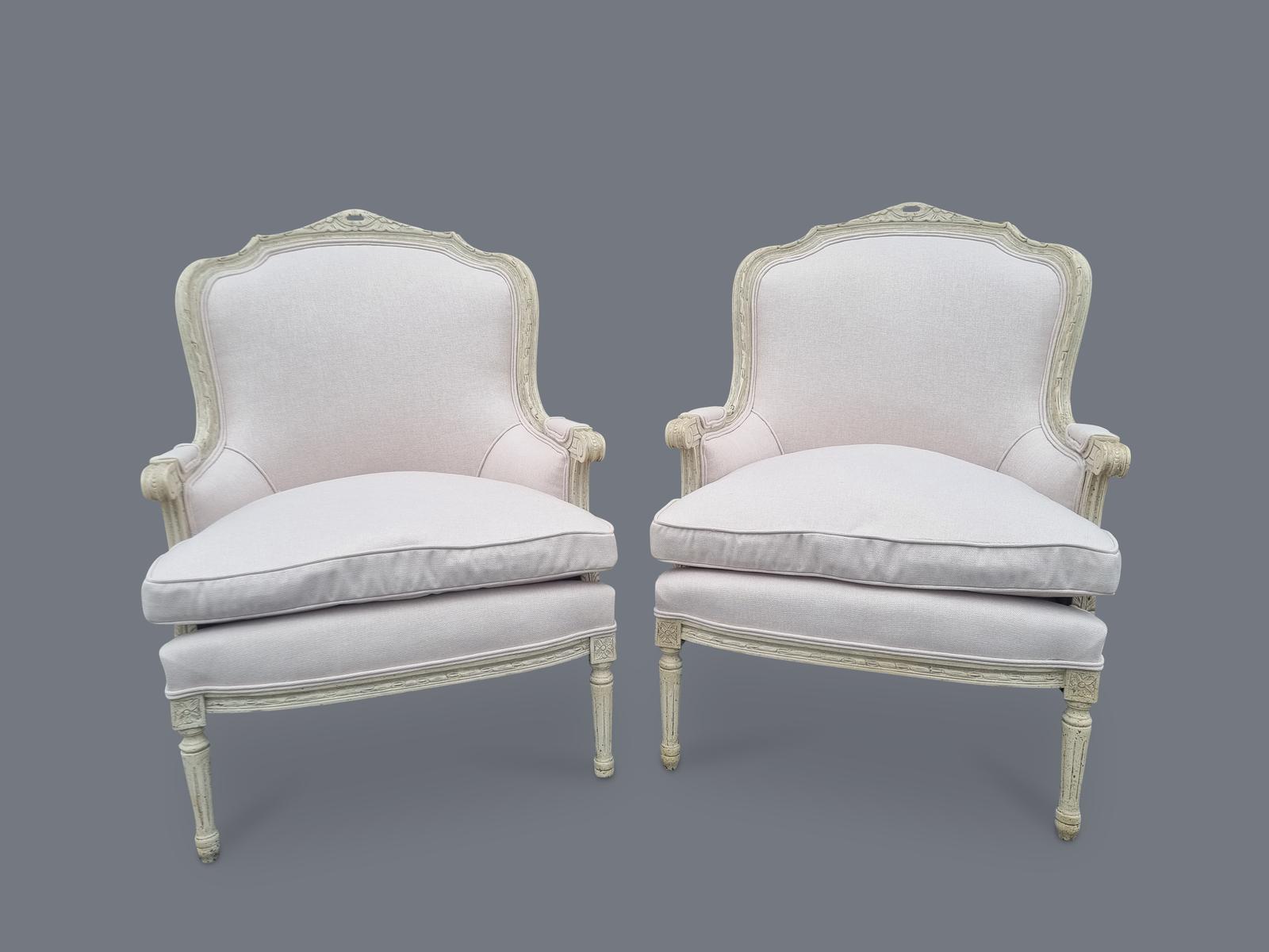 Pair of Large French Painted Louis XV Style Bergere Upholstered Armchairs (1 of 10) Pair of Large French Painted Louis XV Style Bergere Upholstered Armchairs (1 of 10)