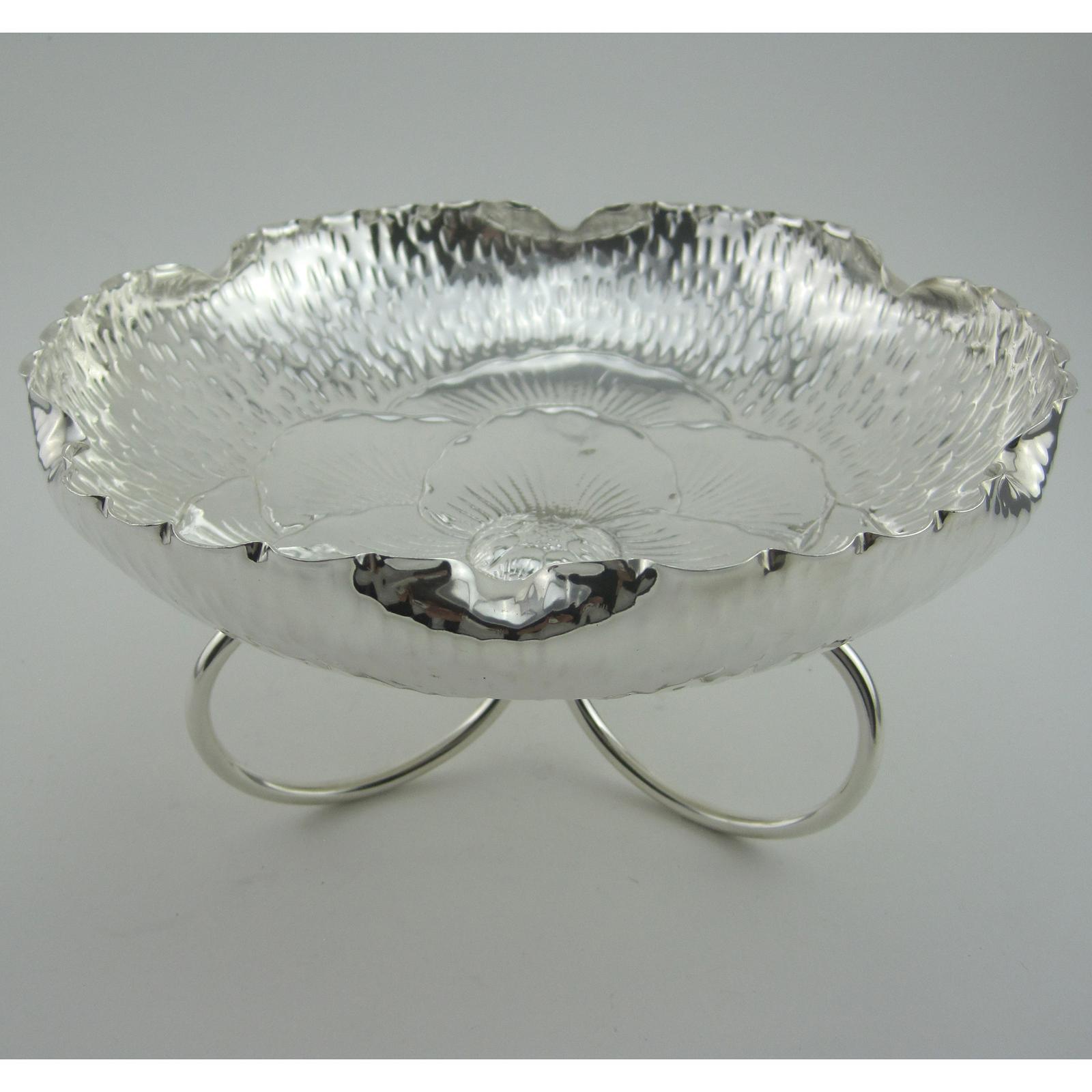 Decorative Victorian Hukin & Heath Silver Plated Fruit Bowl (1 of 6)