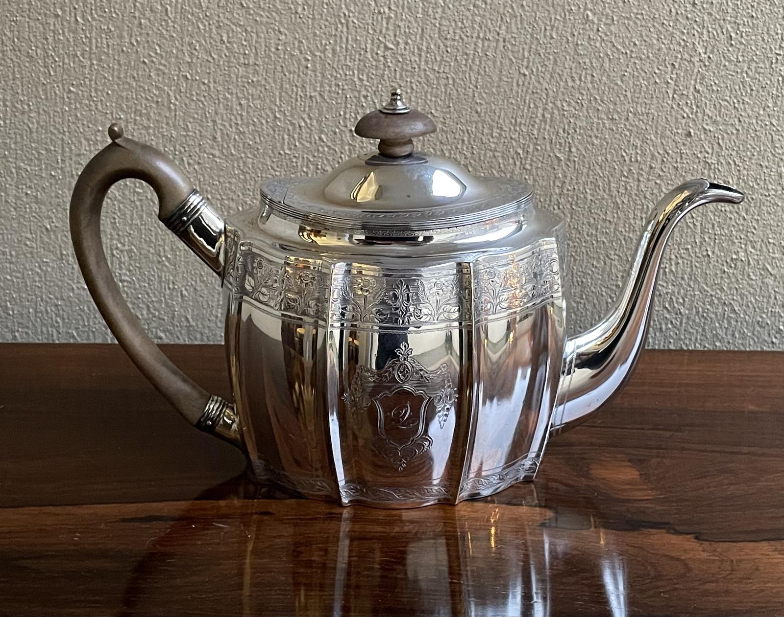 George III Bright Cut Silver Teapot, 1798 (1 of 5) George III Bright Cut Silver Teapot, 1798 (1 of 5)