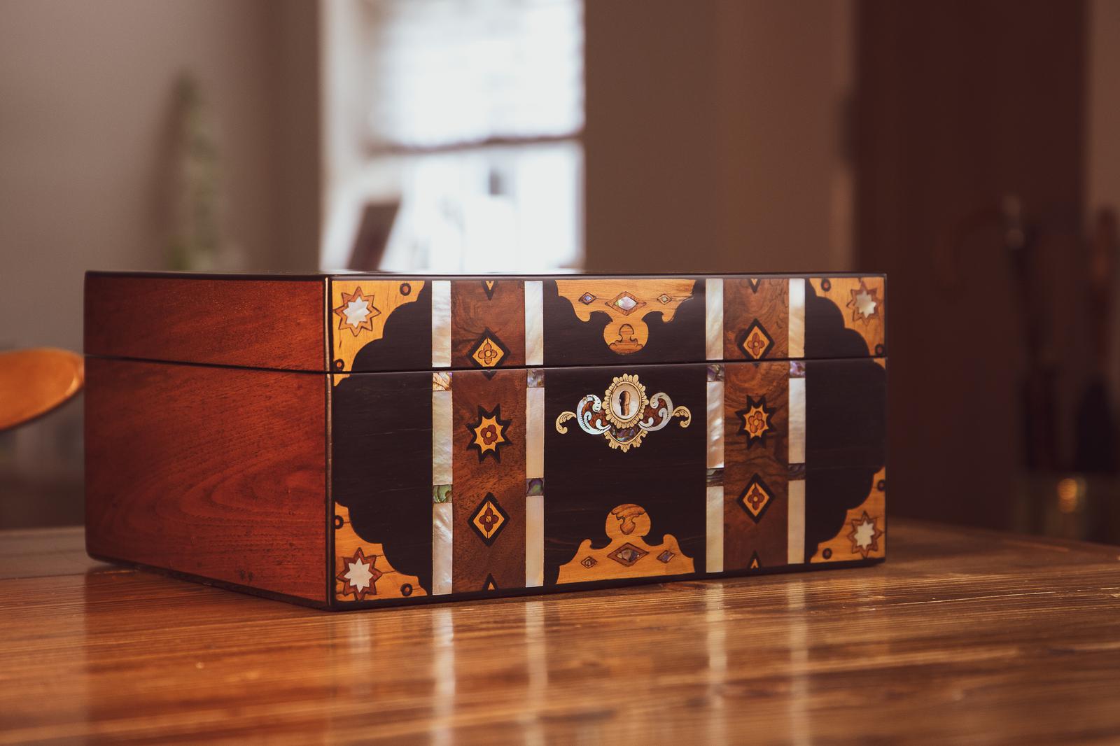 Stunning Inlaid Victorian Jewellery Box (1 of 14) Stunning Inlaid Victorian Jewellery Box (1 of 14)