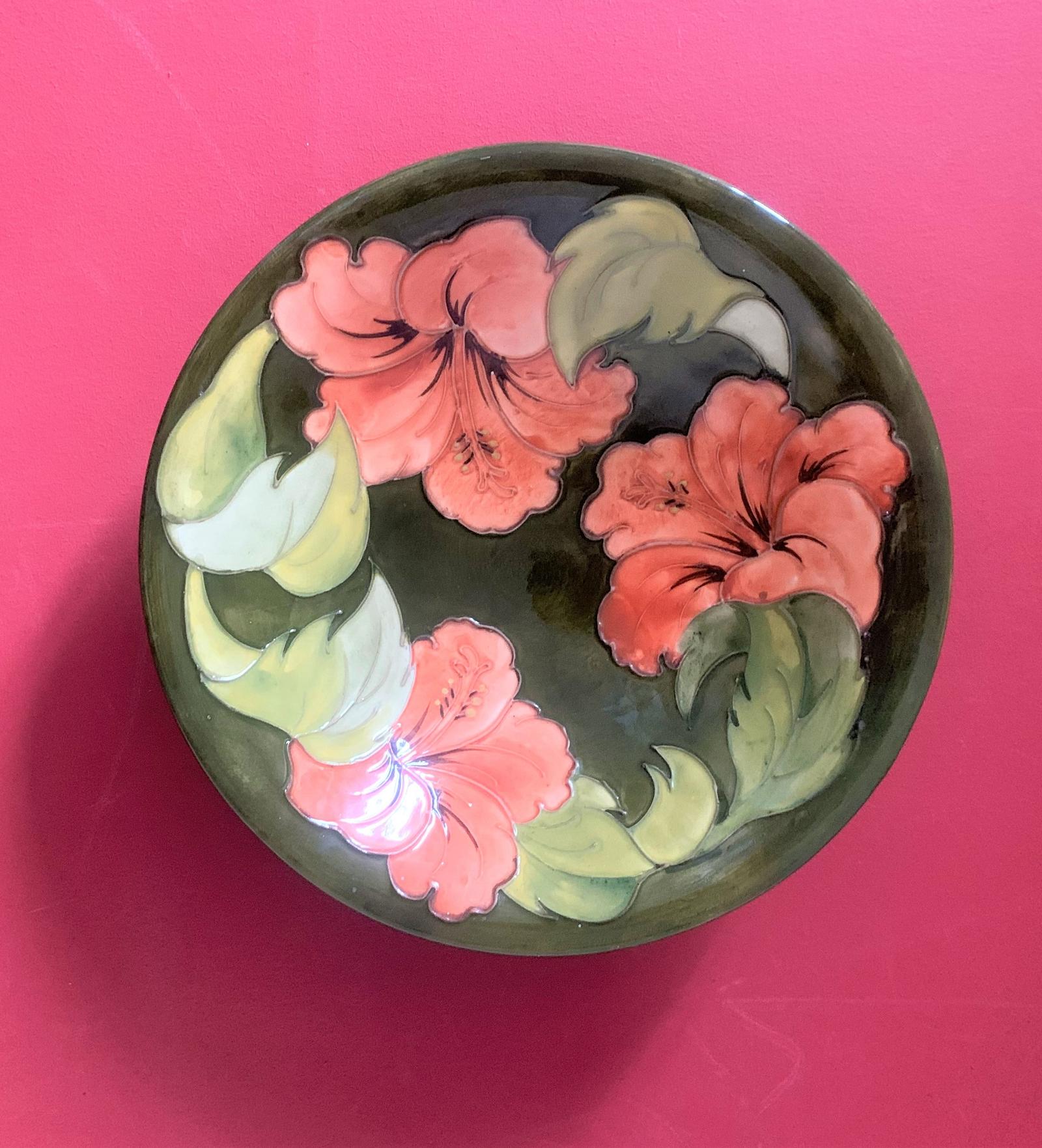 Moorcroft Coral Hibiscus on Green Ground Bowl (1 of 6)