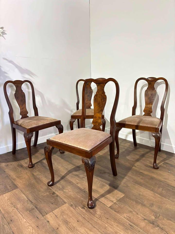 Set Of Four Georgian Style Walnut Dining Chairs (1 of 17)