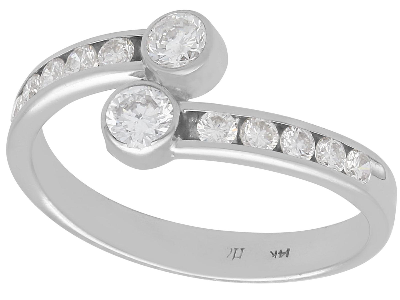 Vintage 0.50ct Diamond and 14ct White Gold Twist Ring Circa 1980 (1 of 10)