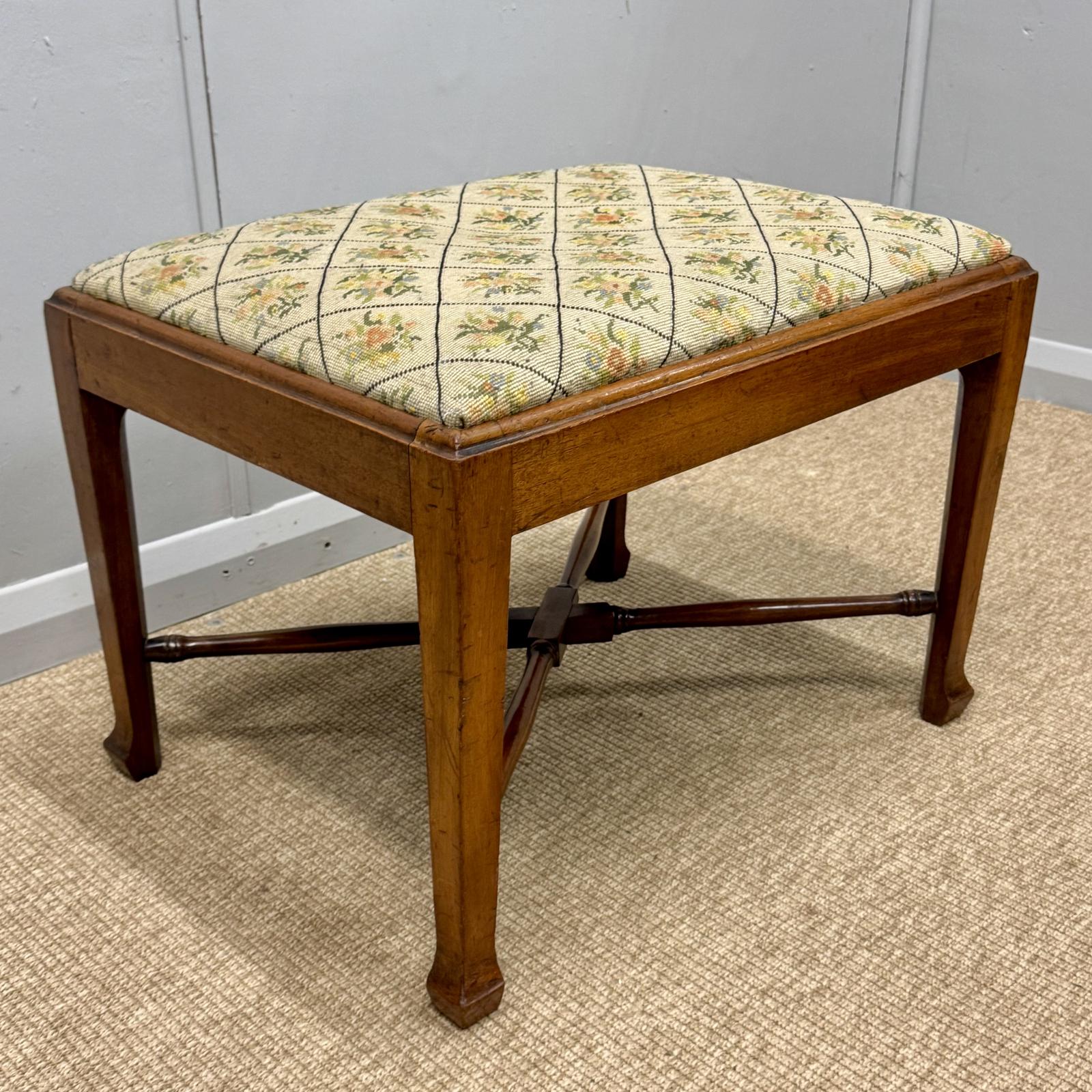 Large Dressing Table Stool with Cross Stretcher (1 of 5) Large Dressing Table Stool with Cross Stretcher (1 of 5)