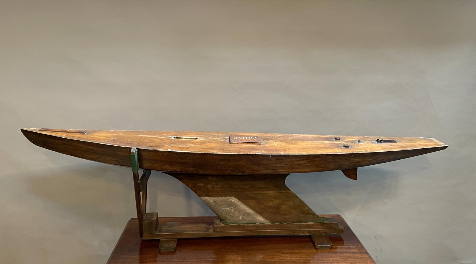 Large Vintage Pond Yacht (1 of 9) Large Vintage Pond Yacht (1 of 9)