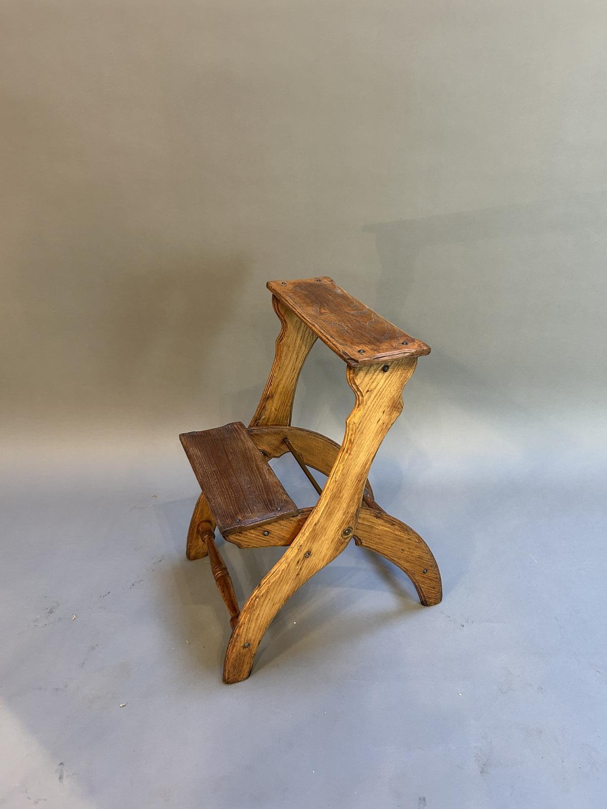 Victorian Folding Library Steps (1 of 6) Victorian Folding Library Steps (1 of 6)