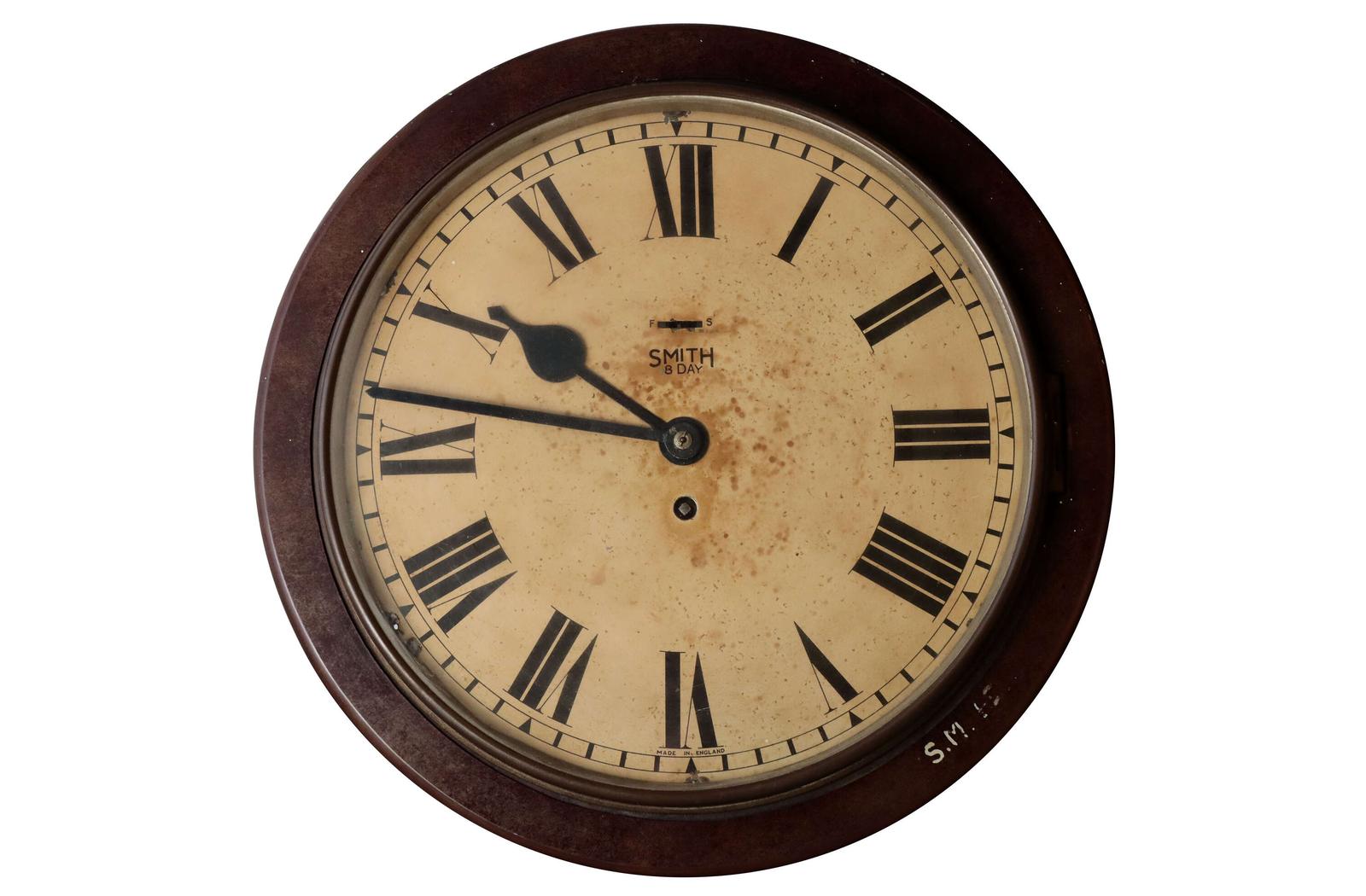 Early 20th Century Smith 8-Day Bakelite Railway Wall Clock, Circa 1920 (1 of 4) Early 20th Century Smith 8-Day Bakelite Railway Wall Clock, Circa 1920 (1 of 4)