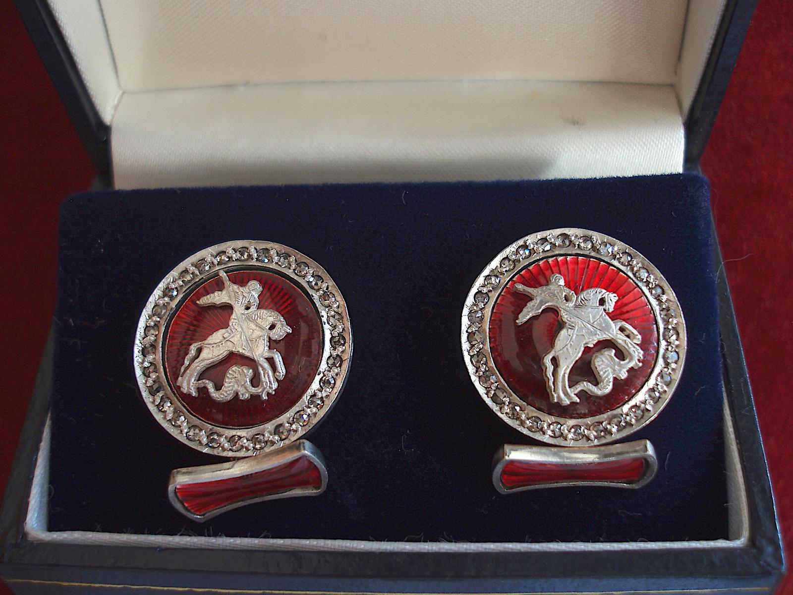 Cufflinks: RUSSIAN IMPERIAL GUILLOCHE ENAMEL CUFFLINKS (1 of 4) Cufflinks: RUSSIAN IMPERIAL GUILLOCHE ENAMEL CUFFLINKS (1 of 4)