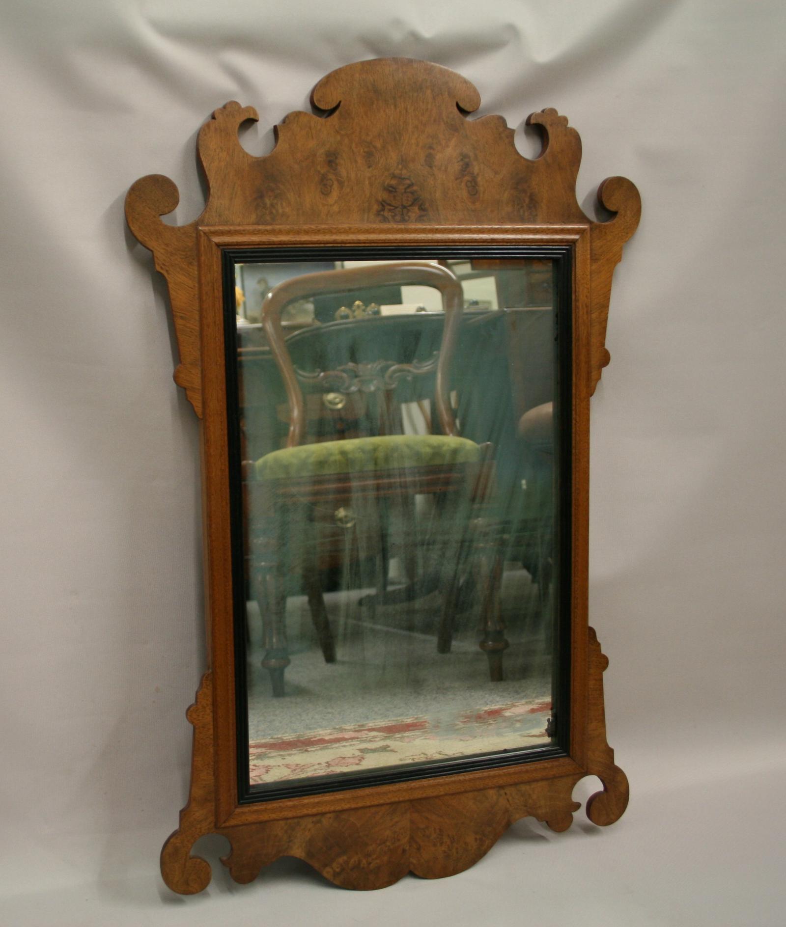 A Georgian Style Walnut Mirror (1 of 4) A Georgian Style Walnut Mirror (1 of 4)