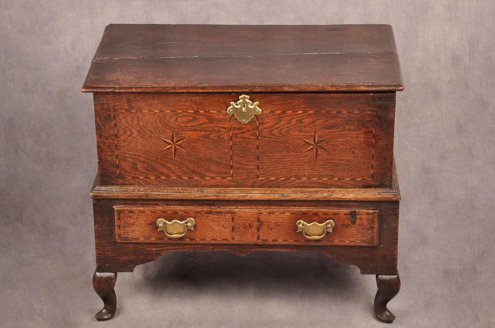 Early 18th Century Oak Coffer Bach (1 of 14)