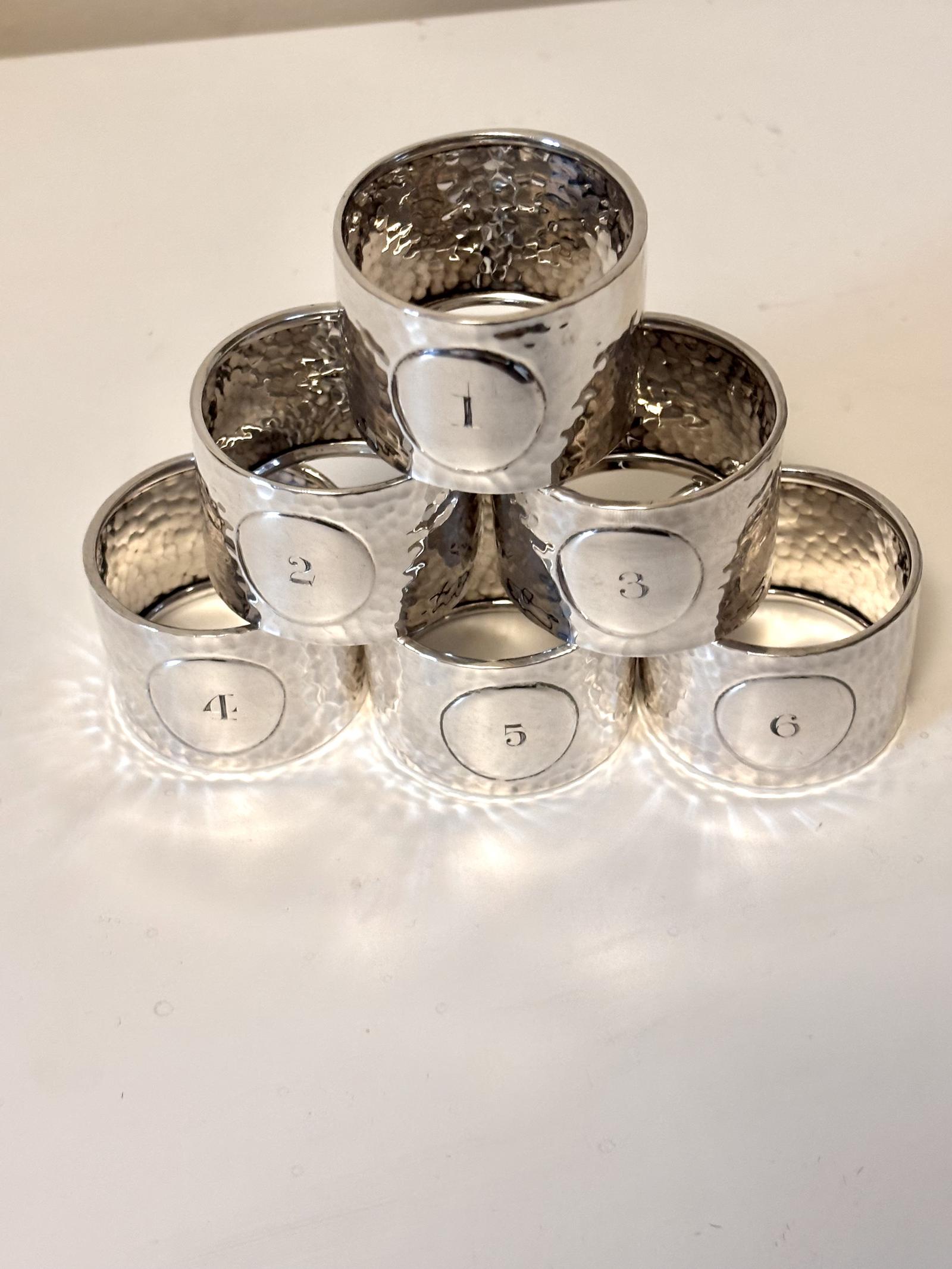 RARE Set x 6 Silver Hammered NAPKIN RINGS WALKER & HALL 1914 Sheffield (1 of 9) RARE Set x 6 Silver Hammered NAPKIN RINGS WALKER & HALL 1914 Sheffield (1 of 9)