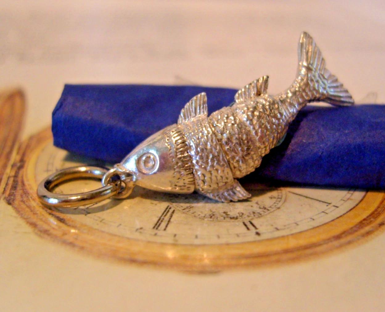 Pocket Watch Chain Fob Silver 925fish Articulated Pendant 1970s Vintage (1 of 5) Pocket Watch Chain Fob Silver 925fish Articulated Pendant 1970s Vintage (1 of 5)