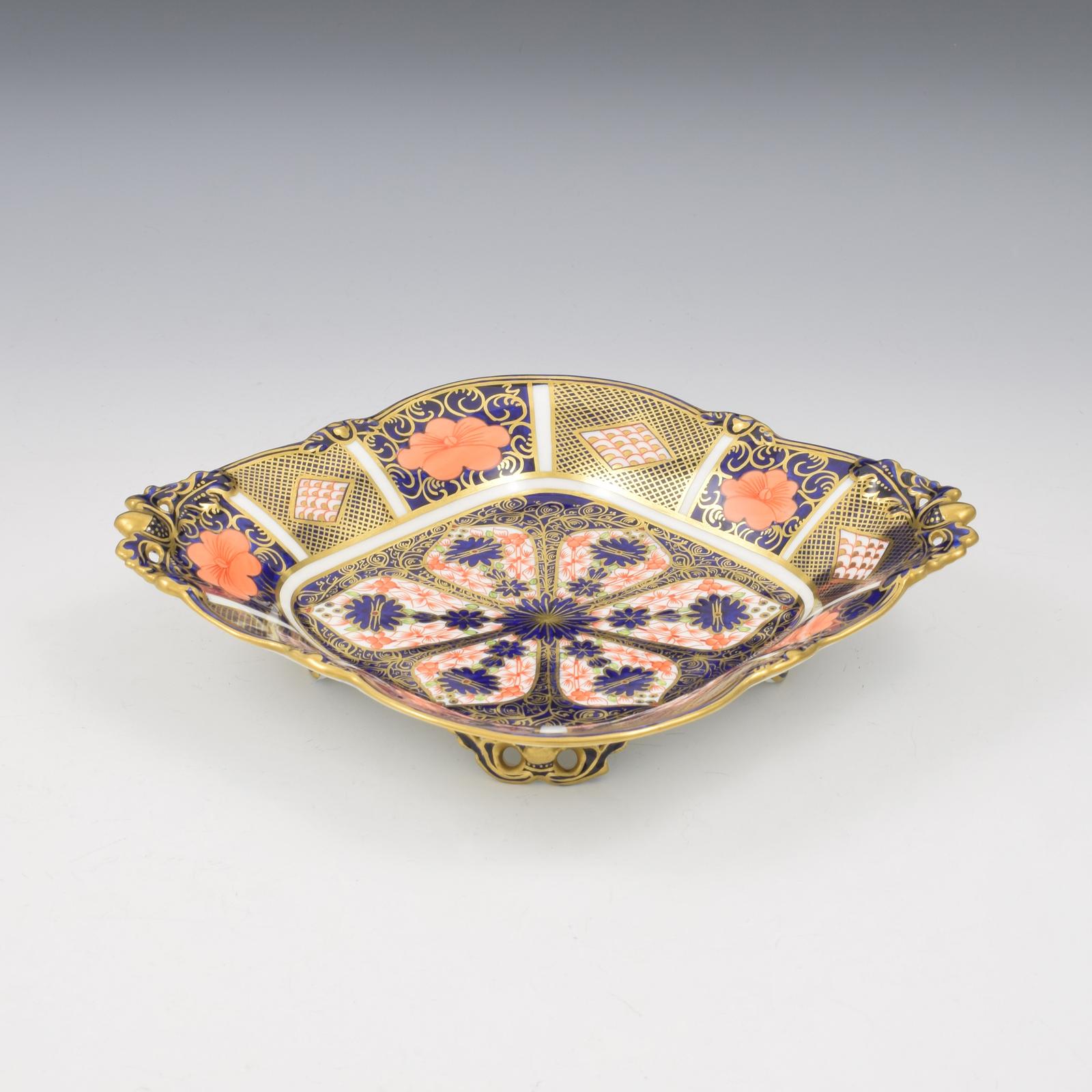 Stunning Royal Crown Derby Porcelain Pierced Serving Dish / Tray Imari Patt. 1128 1927 (1 of 12) Stunning Royal Crown Derby Porcelain Pierced Serving Dish / Tray Imari Patt. 1128 1927 (1 of 12)
