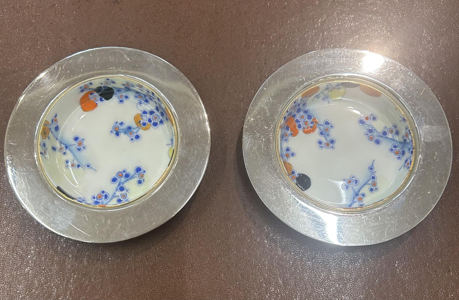 Pair of Silver Plated & Royal Doulton Dishes (1 of 6) Pair of Silver Plated & Royal Doulton Dishes (1 of 6)