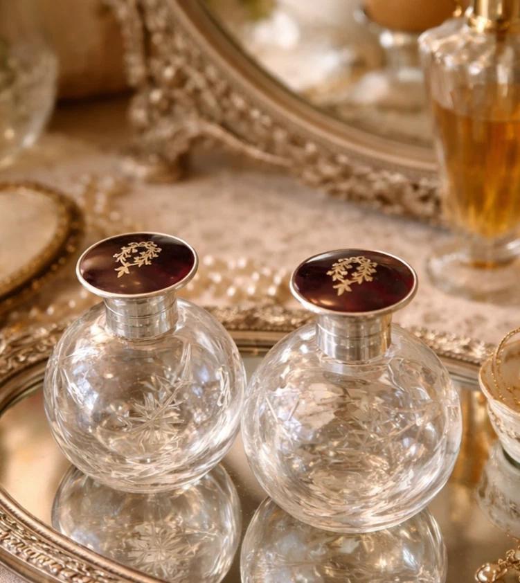 Antique Solid Silver Pair Cut Glass Globe Scent Bottles 1931 (1 of 8) Antique Solid Silver Pair Cut Glass Globe Scent Bottles 1931 (1 of 8)