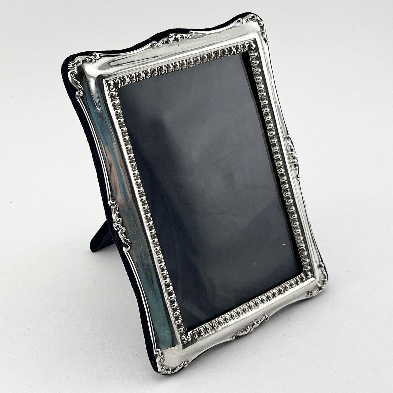 Attractive Rectangular Edwardian Sterling Silver Photo Frame (1 of 6)