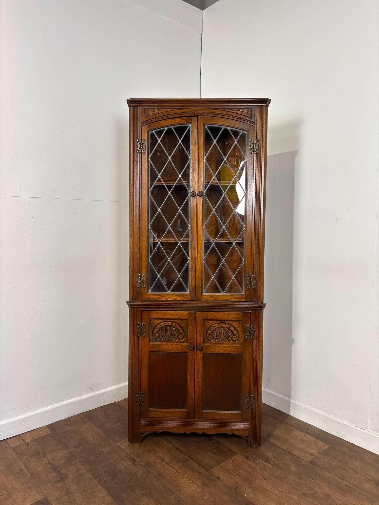 Vintage Old Charm Oak Freestanding Corner Display Cabinet (1 of 12) Vintage Old Charm Oak Freestanding Corner Display Cabinet (1 of 12)